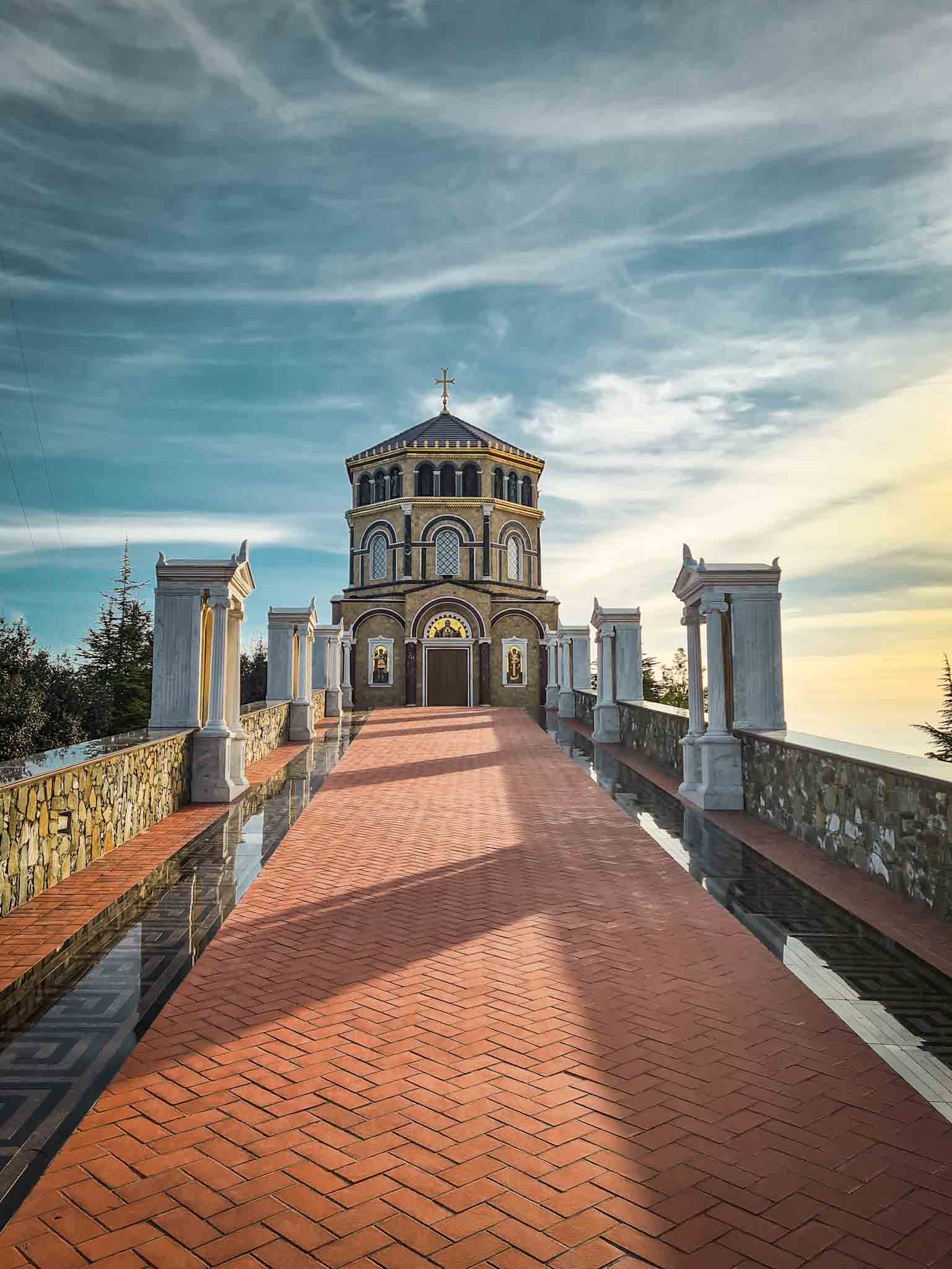 Panayia Sto Throni Church at Throni hill (1450m)