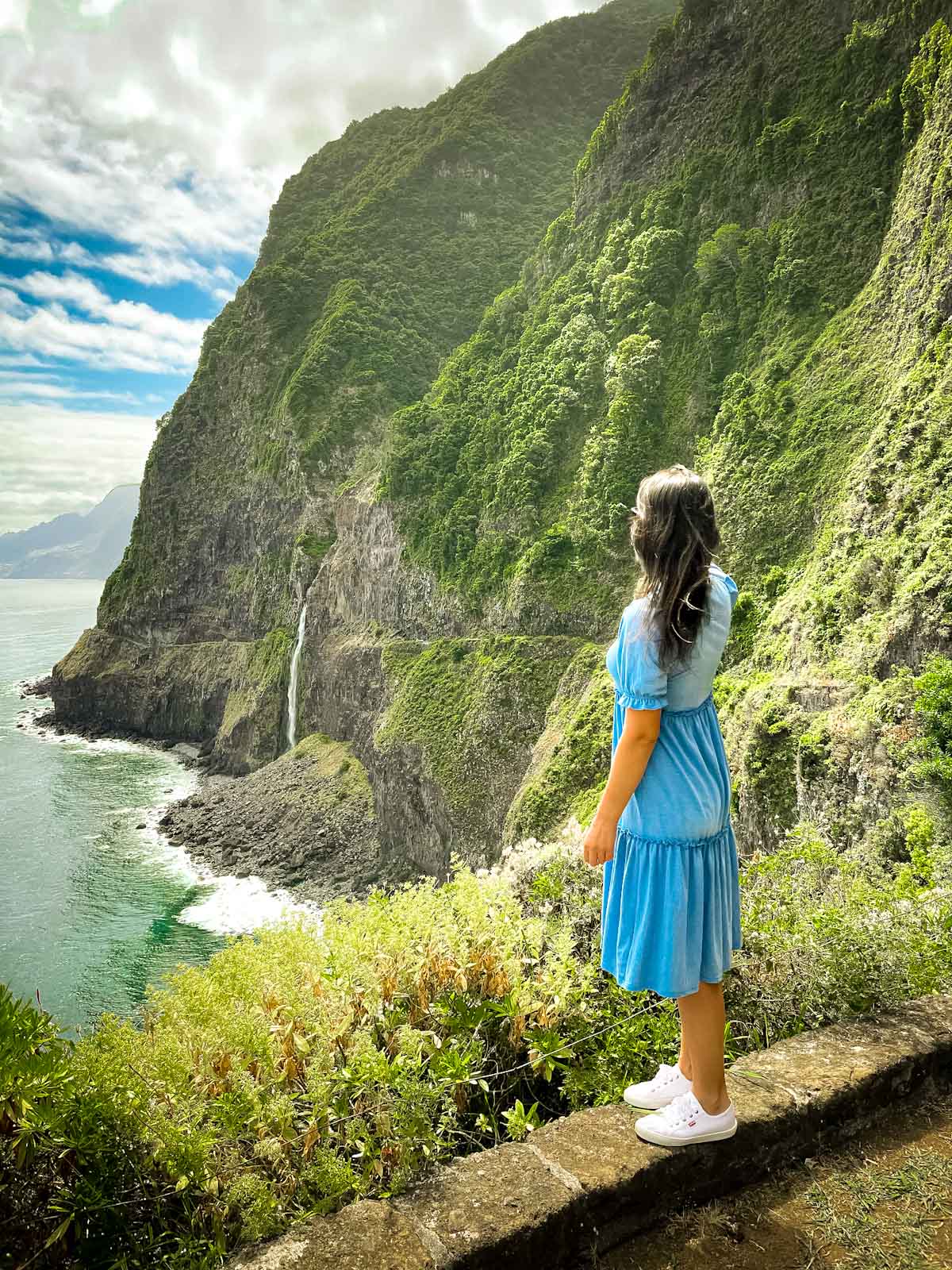 Veu da Noiva waterfall Madeira