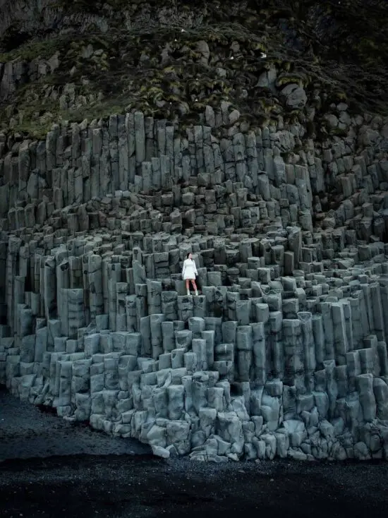 7 famous places to see basalt columns in Iceland