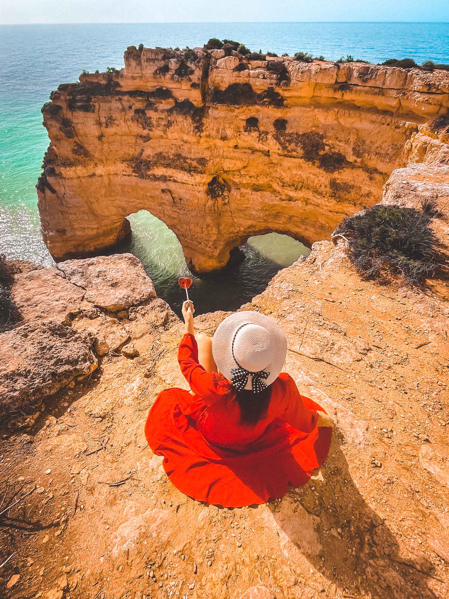 Hidden gems in Algarve - heart-shaped rock