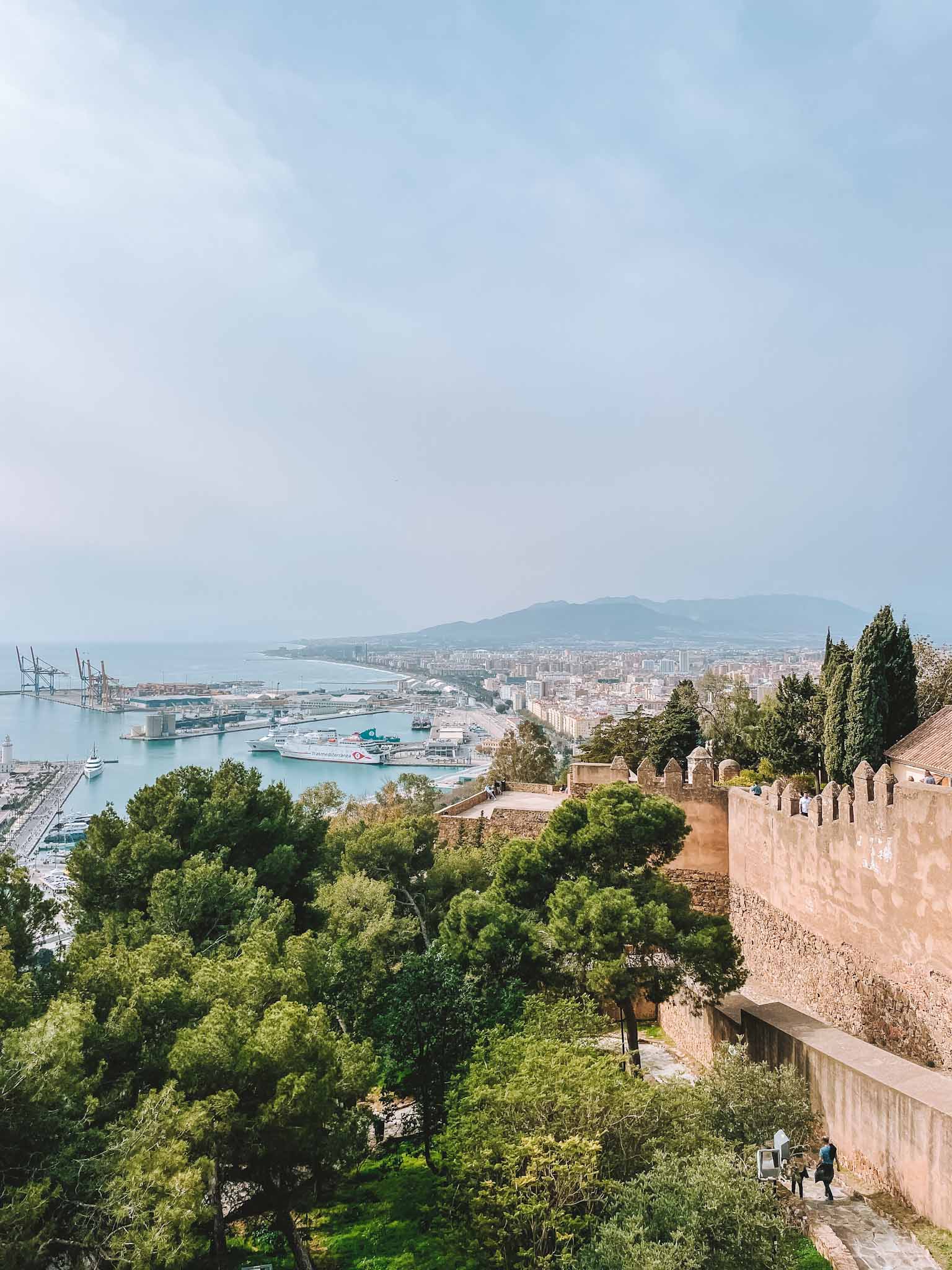 Best rooftops and cool places to see Malaga from above