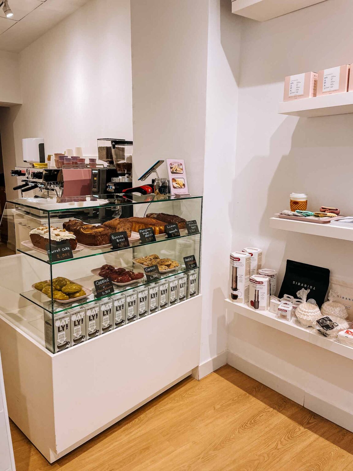 15 best breakfast cafés and coffee shops in Malaga, Spain