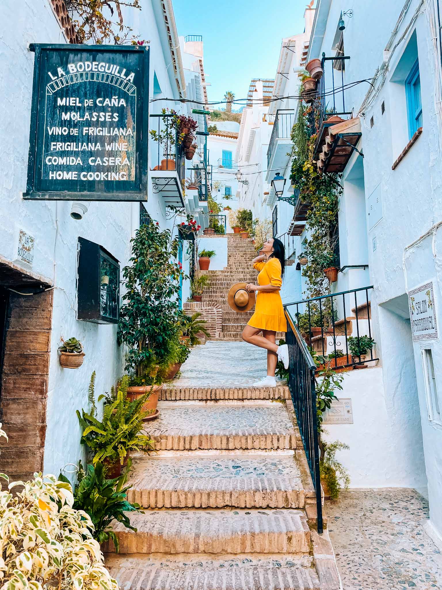 Best Instagram spots of the most beautiful places in Frigiliana village, Spain