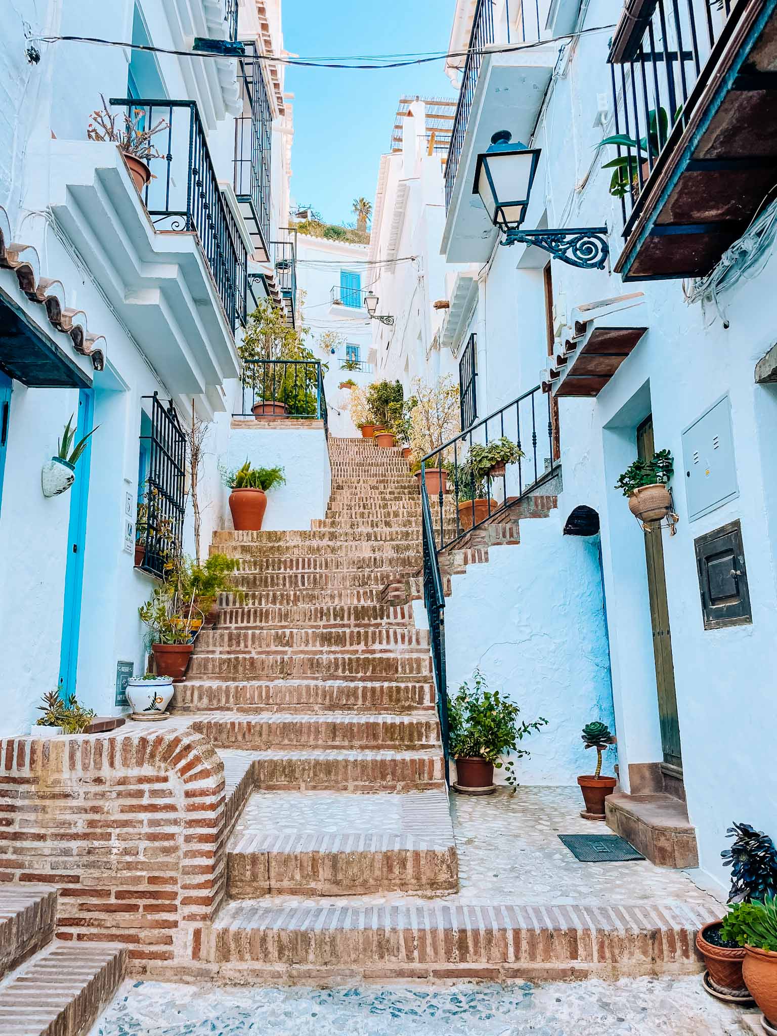 Best Instagram spots of the most beautiful places in Frigiliana village, Spain