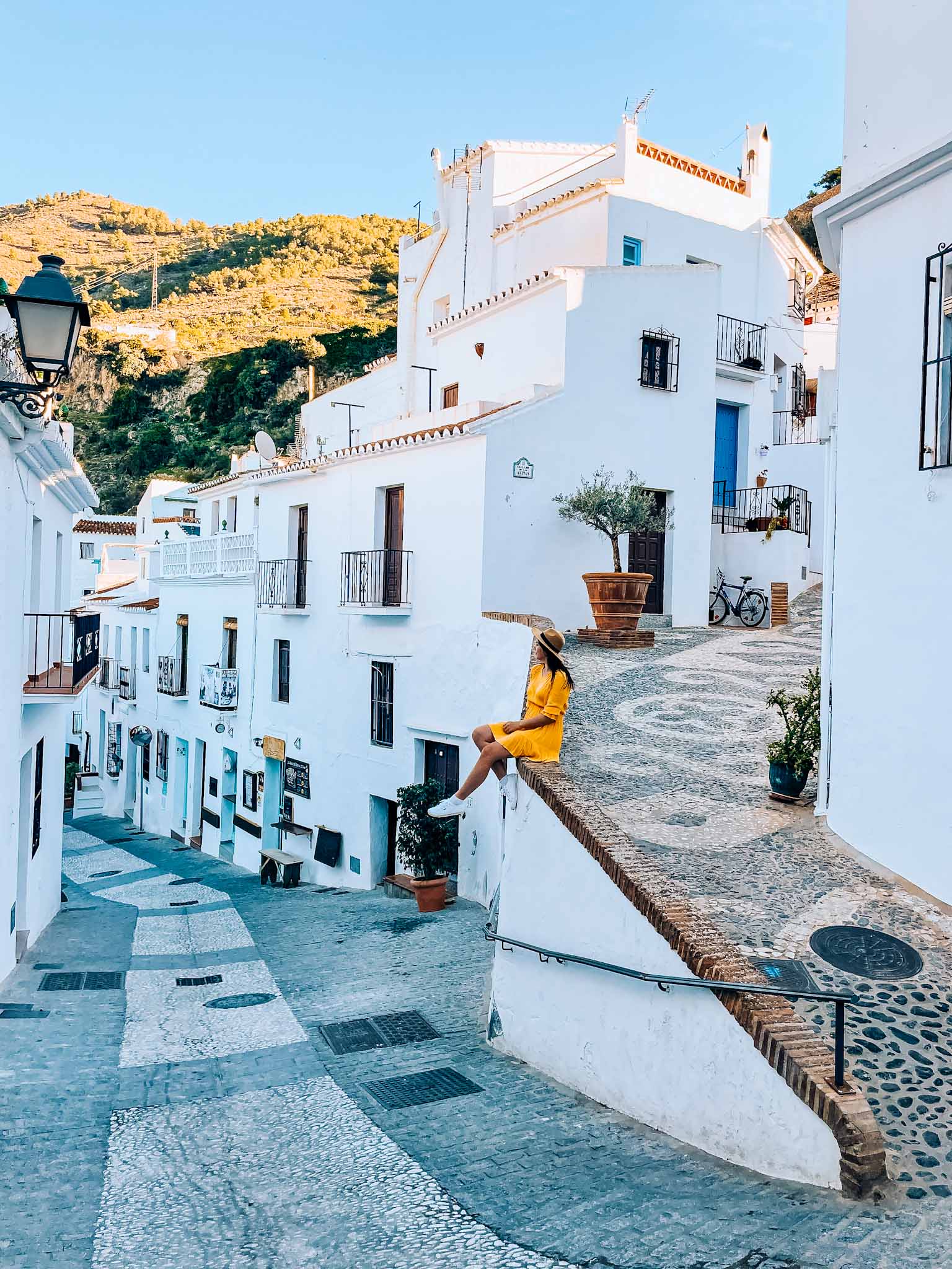 Best Instagram spots of the most beautiful places in Frigiliana village, Spain