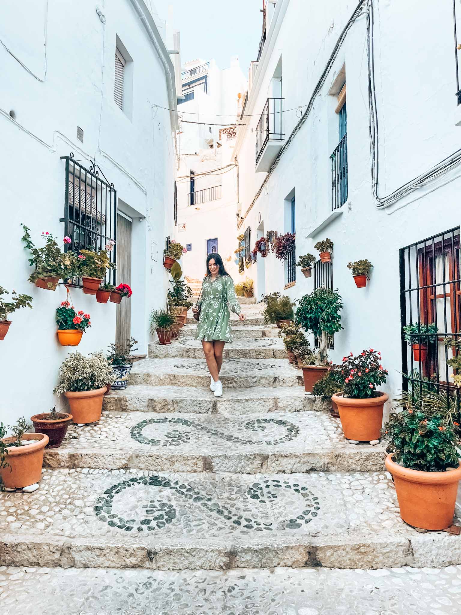 Best Instagram spots of the most beautiful places in Frigiliana village, Spain