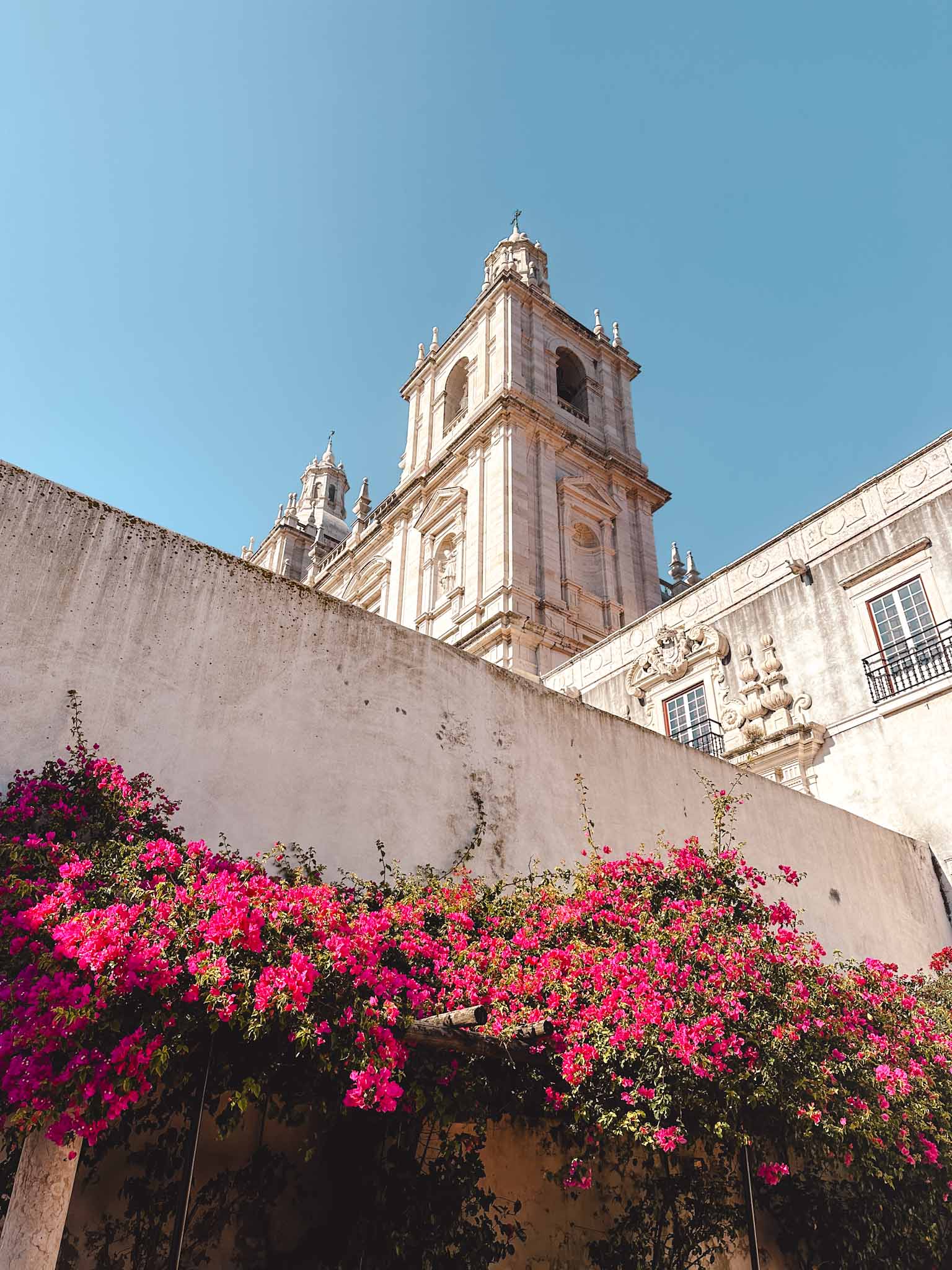 Best viewpoints in Lisbon - Igreja de São Vicente de Fora
