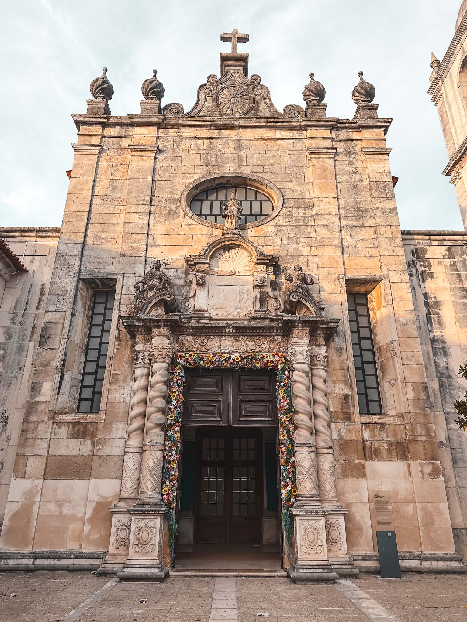 Best things to do in Aveiro, Portugal - Cathedral of Aveiro