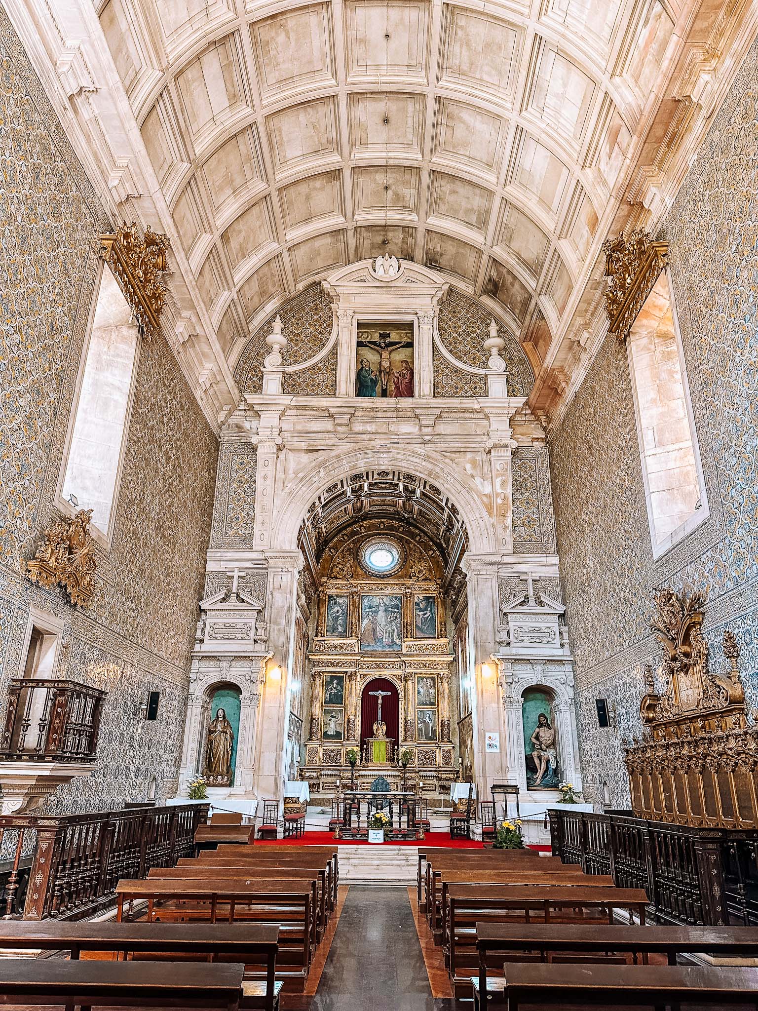 Best things to do in Aveiro, Portugal - Igreja da Misericórdia de Aveiro church