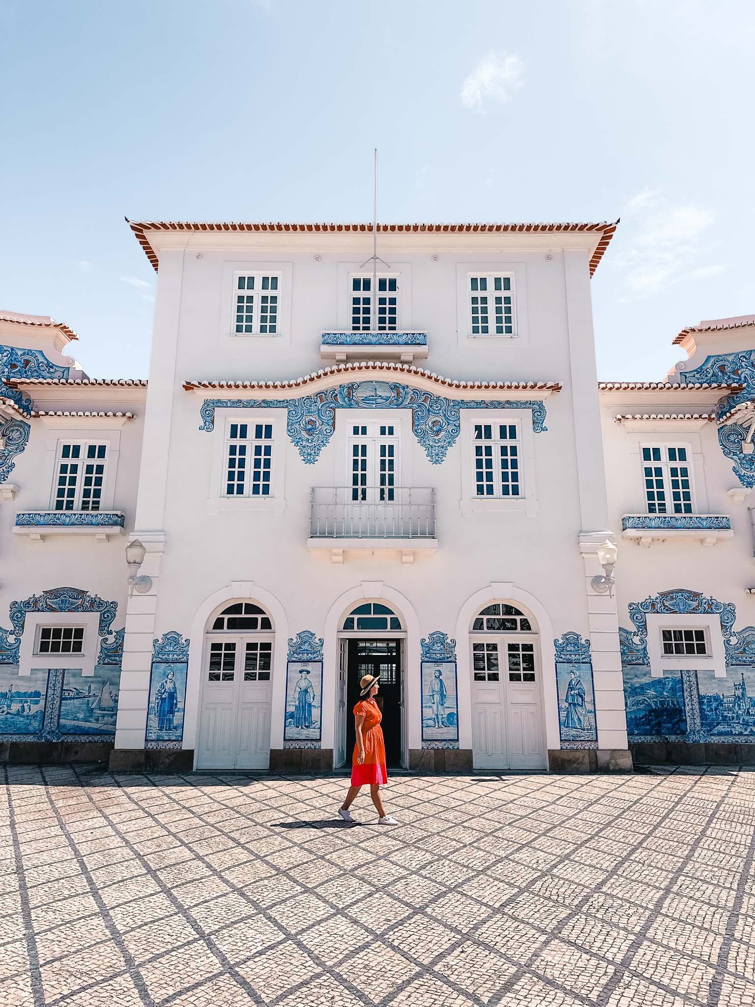 Best things to do in Aveiro, Portugal - Old Aveiro Railway Station