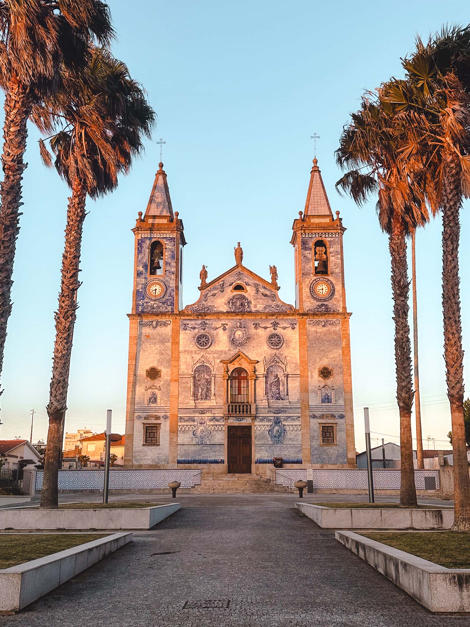 Best things to do near Aveiro, Portugal - Igreja Paroquial de Cortegaça church with blue tiles