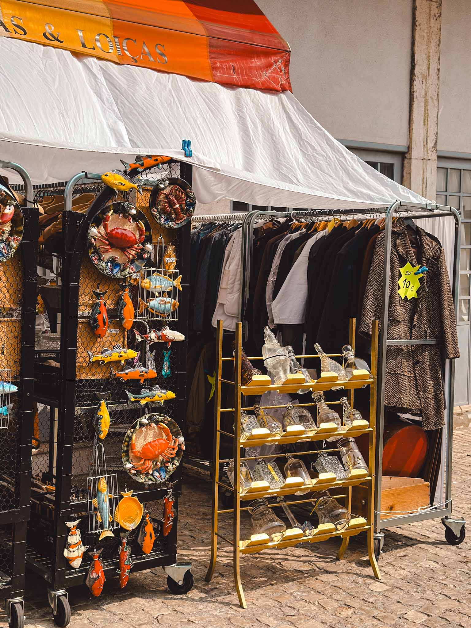 Hidden gems in Lisbon - Feira da Ladra flea market