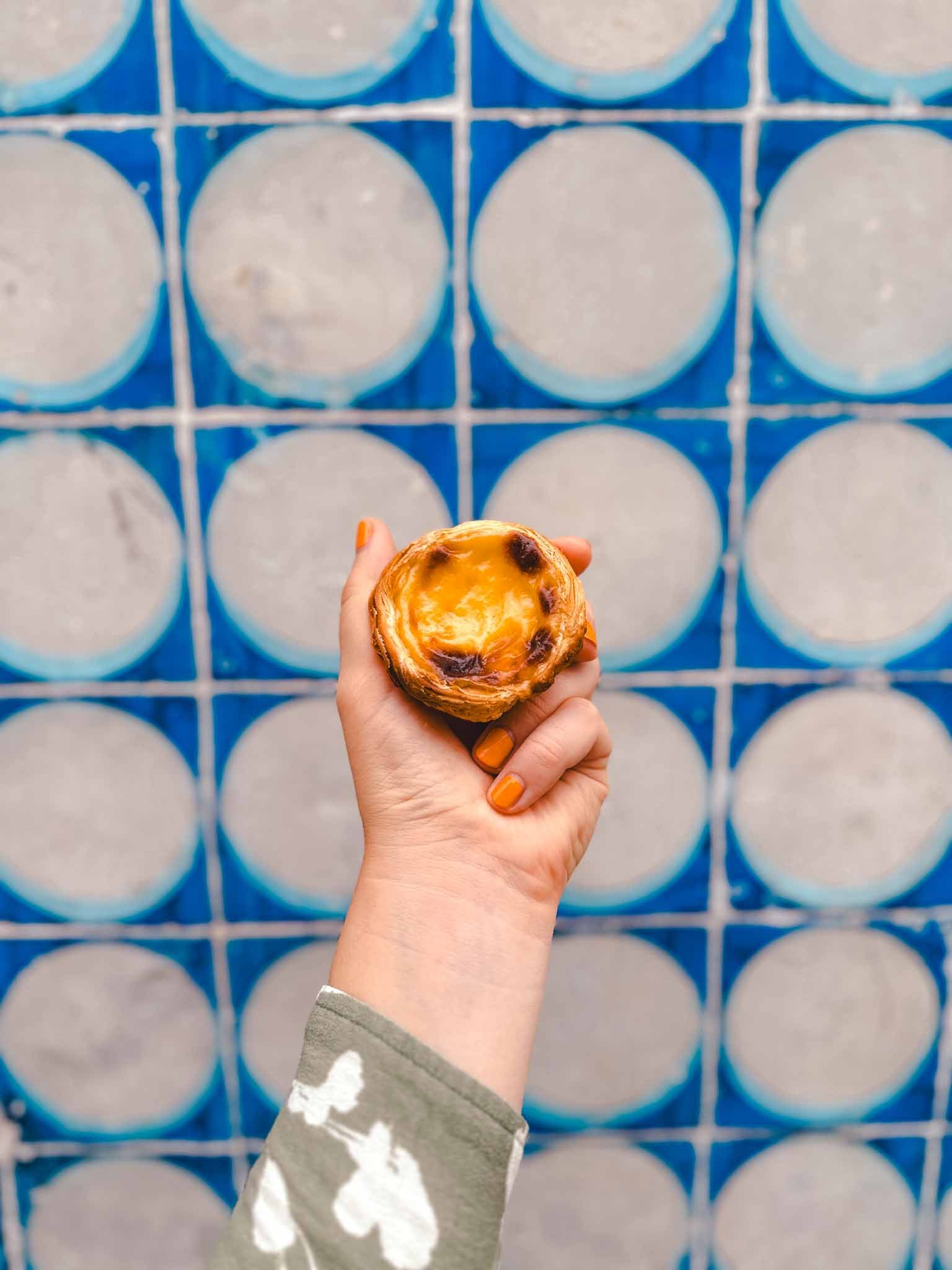 Where are the best pastel de nata spots in Lisbon, Portugal