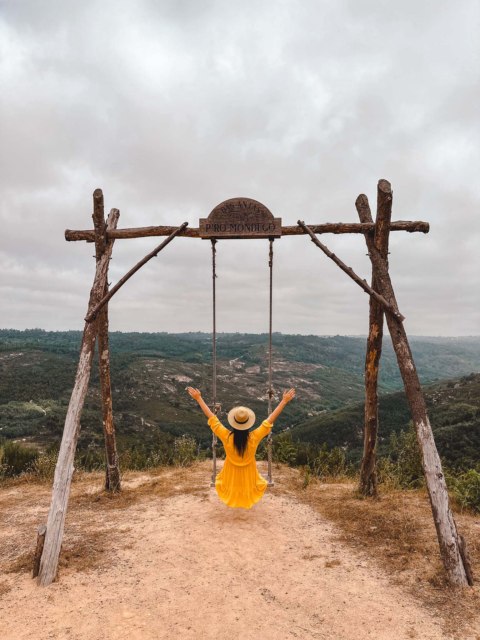 Swings in Portugal - Baloiço Das Antas P´ro Mondego