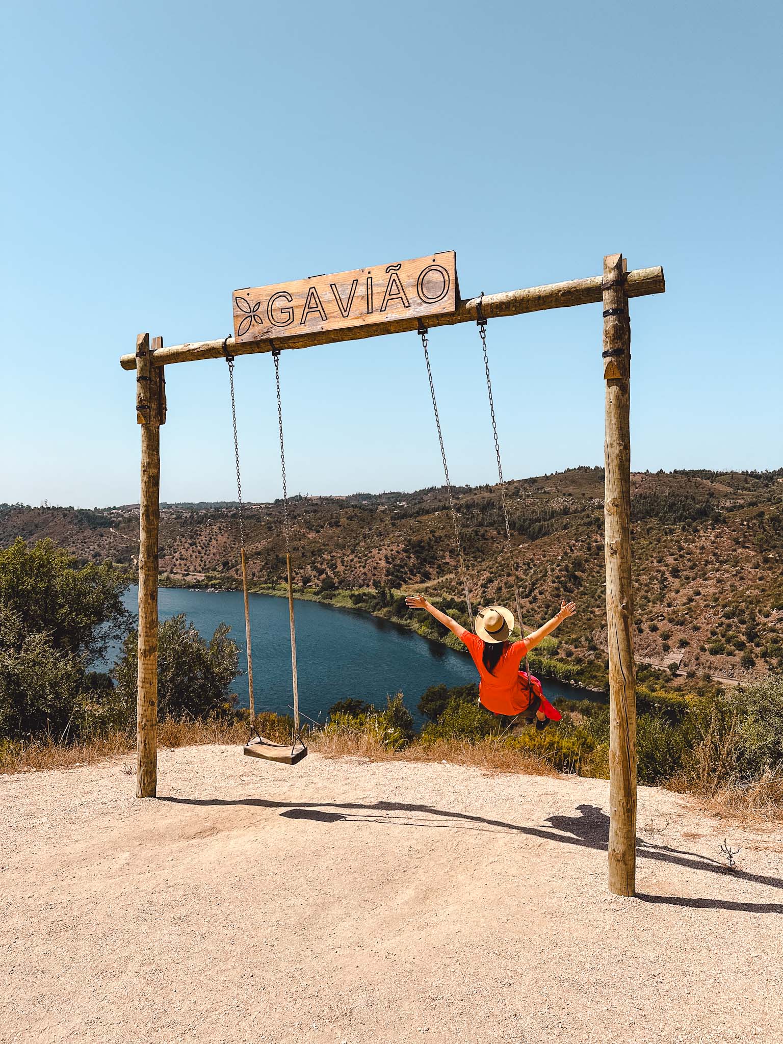 Swings in Portugal - Baloiço de Gavião