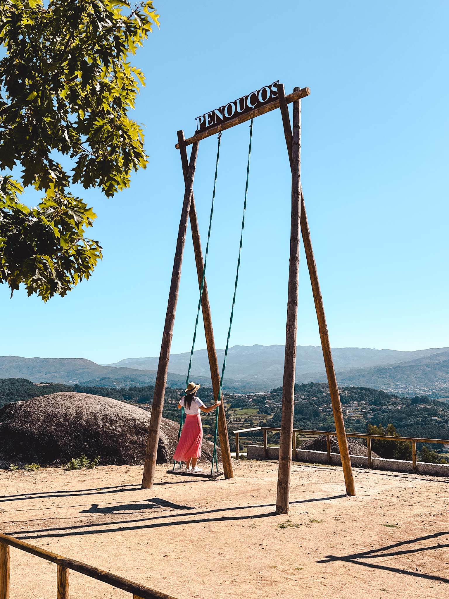 Swings in Portugal - Baloiço de Penouços Padreiro