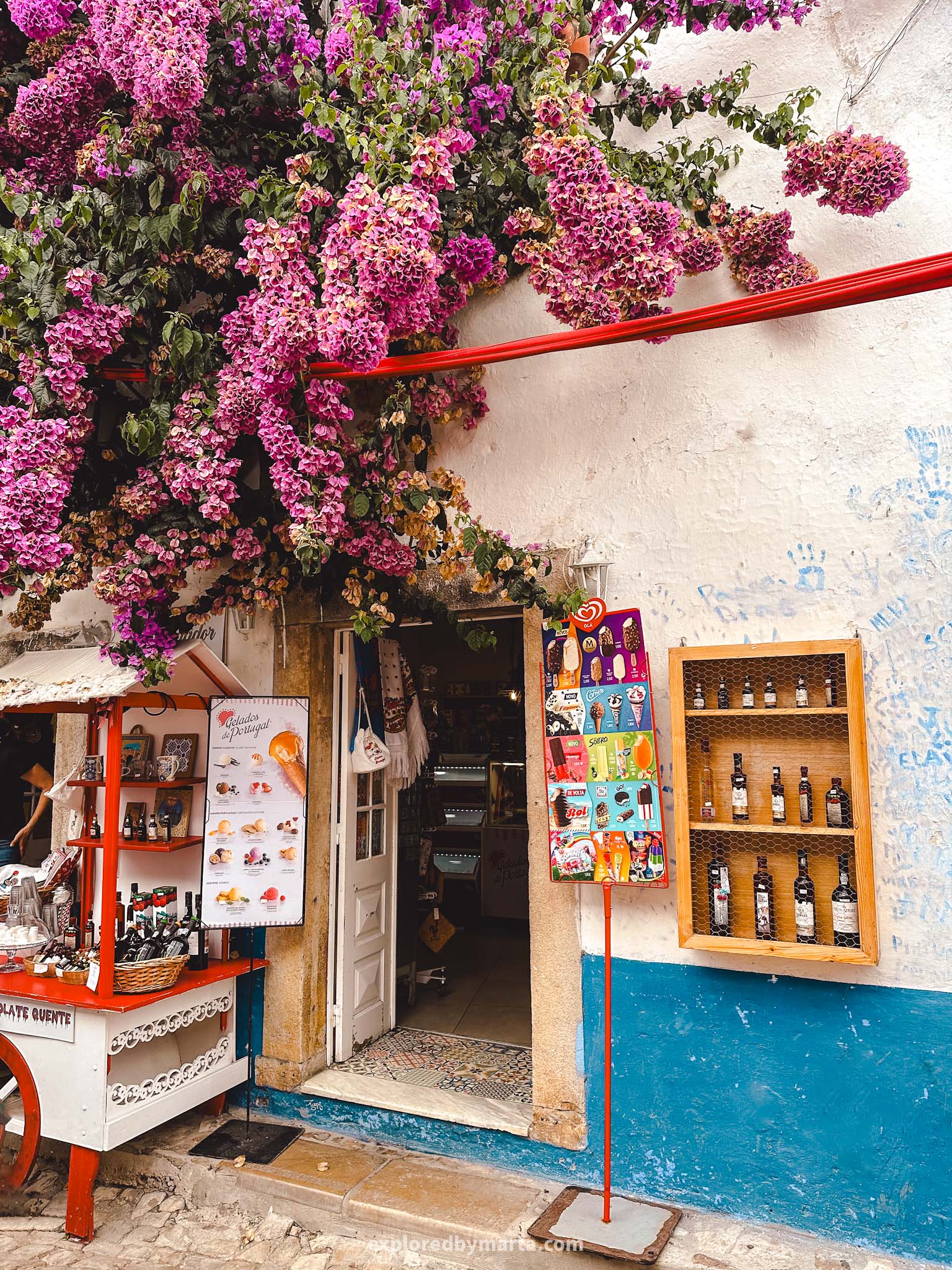 Óbidos, Portugal things to do-Rua Direita