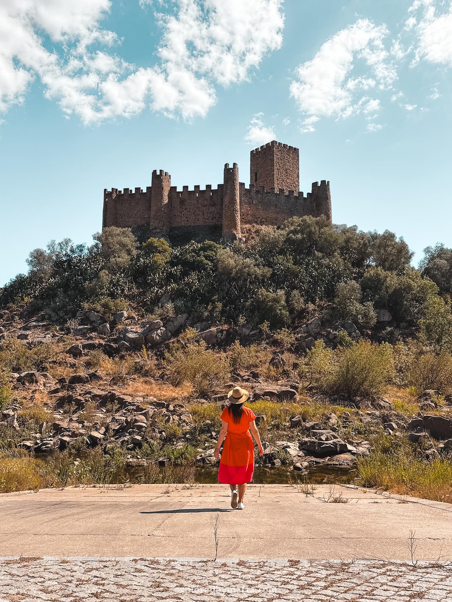 Castles in Portugal - the medieval Castle of Almourol