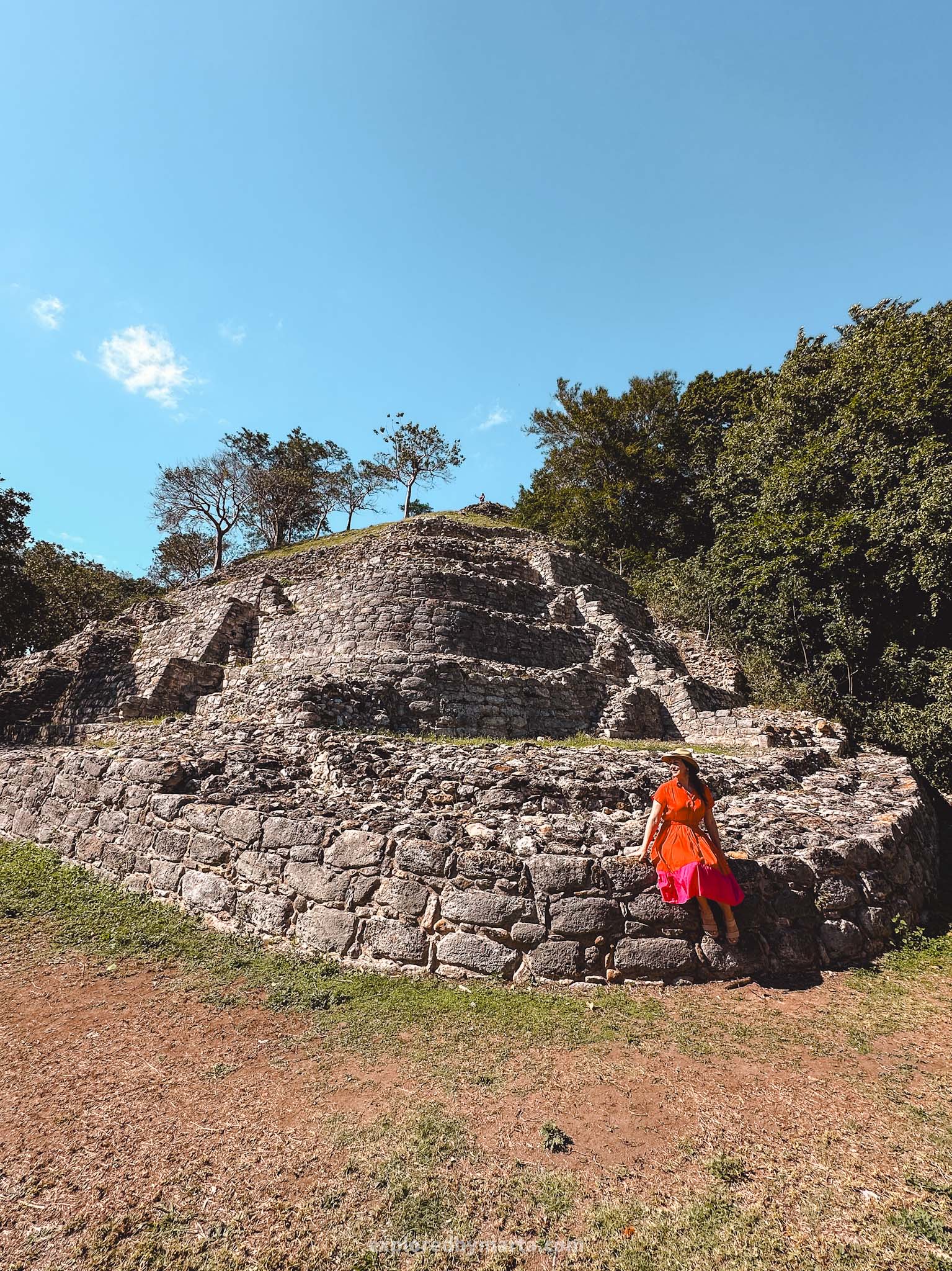 Izamal, Mexico-Itzamatul is a Mayan pyramid in the yellow town of Izamal said to be built for the Mayan god Zamna