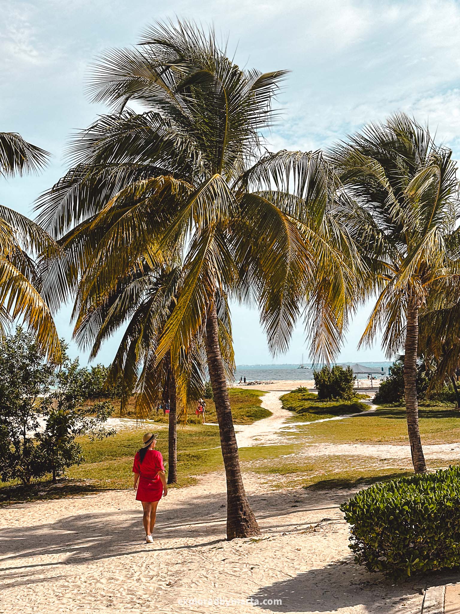 Best Instagram spots in Cancun, Mexico - Playa Langosta