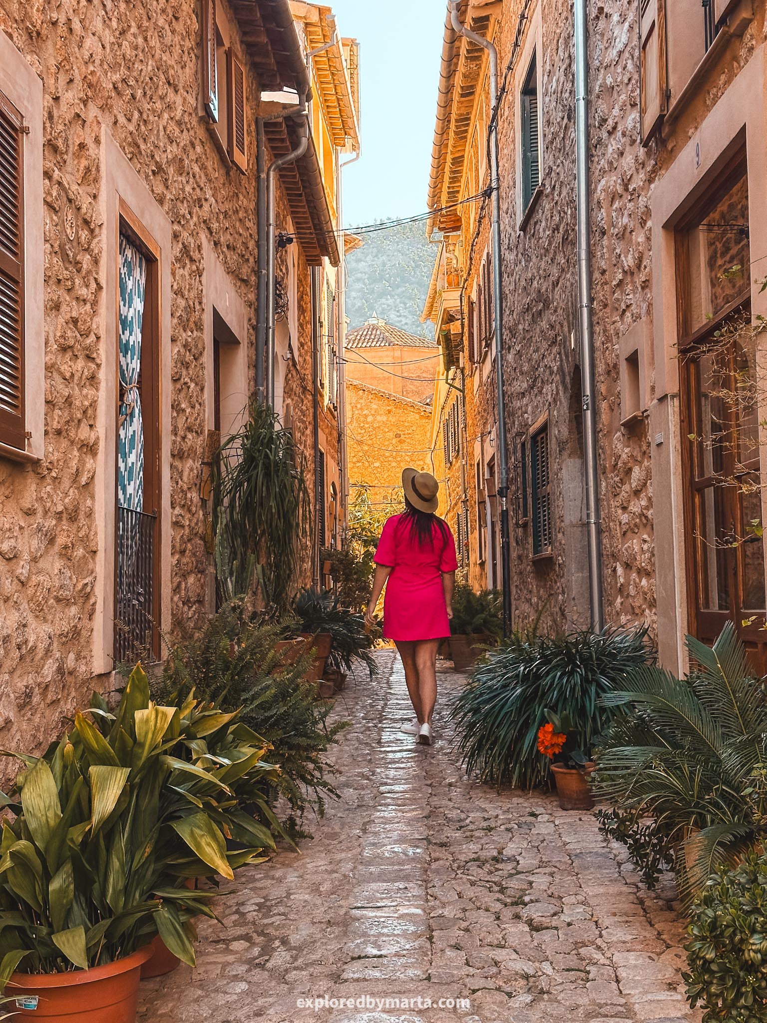 Fornalutx, Mallorca, Spain-Carrer Sant Sebastià
