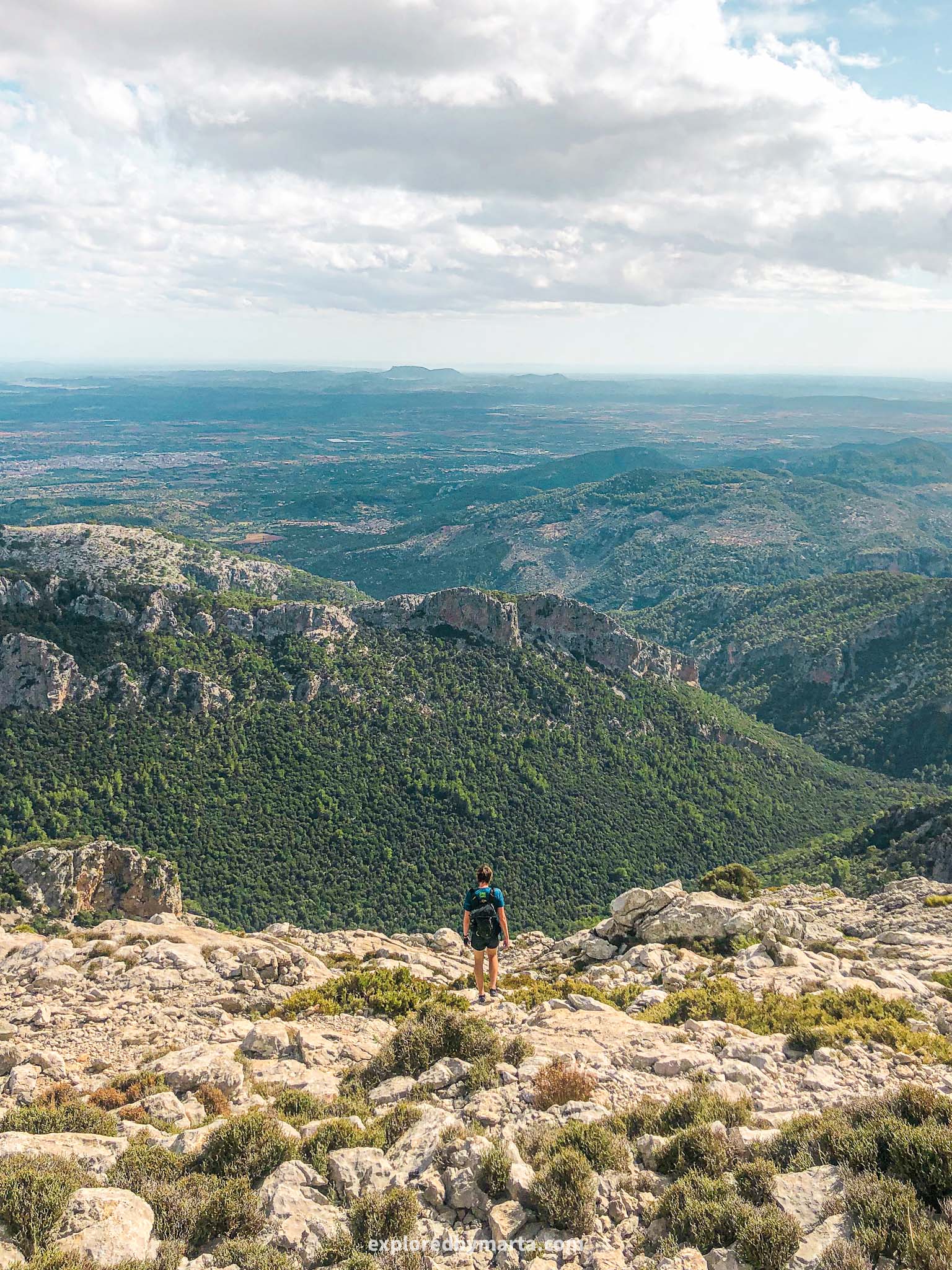 Mallorca, Spain-hiking in Serra de Tramuntana