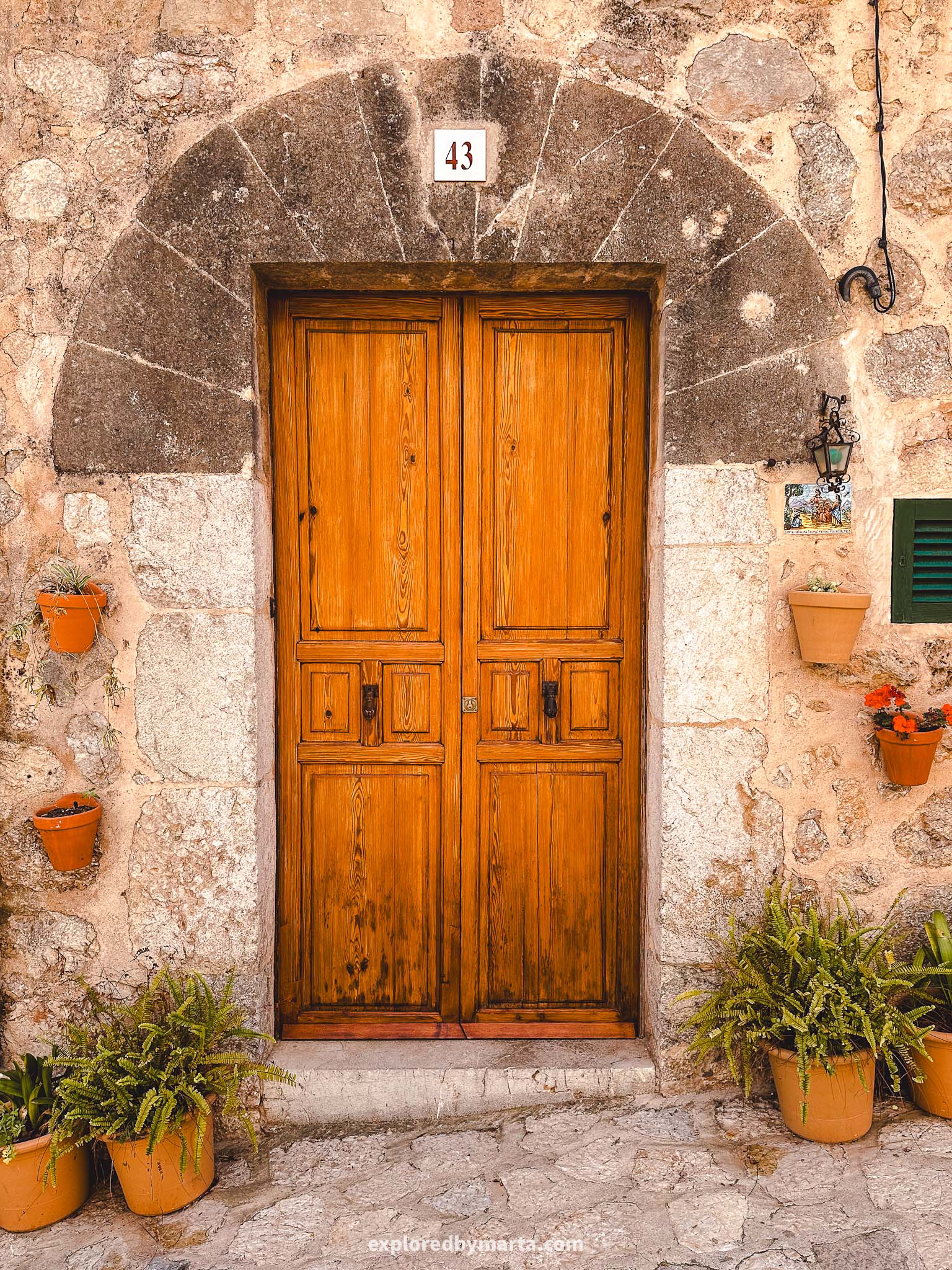 Valldemossa, Mallorca, Spain-charming streets of Valldemossa