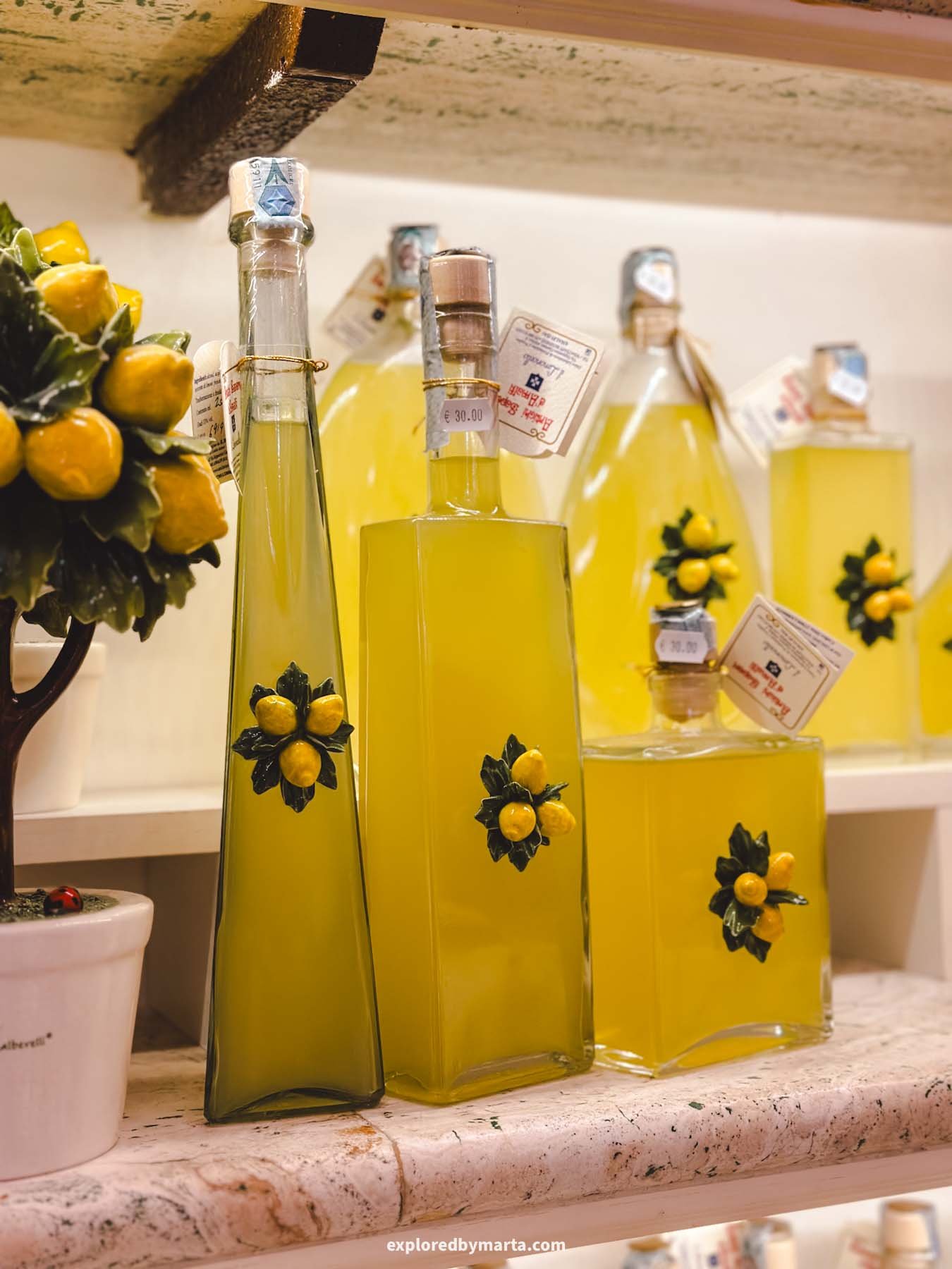 Sorrento, Italy-trying limoncello is one of the top things to do in Sorrento, Italy