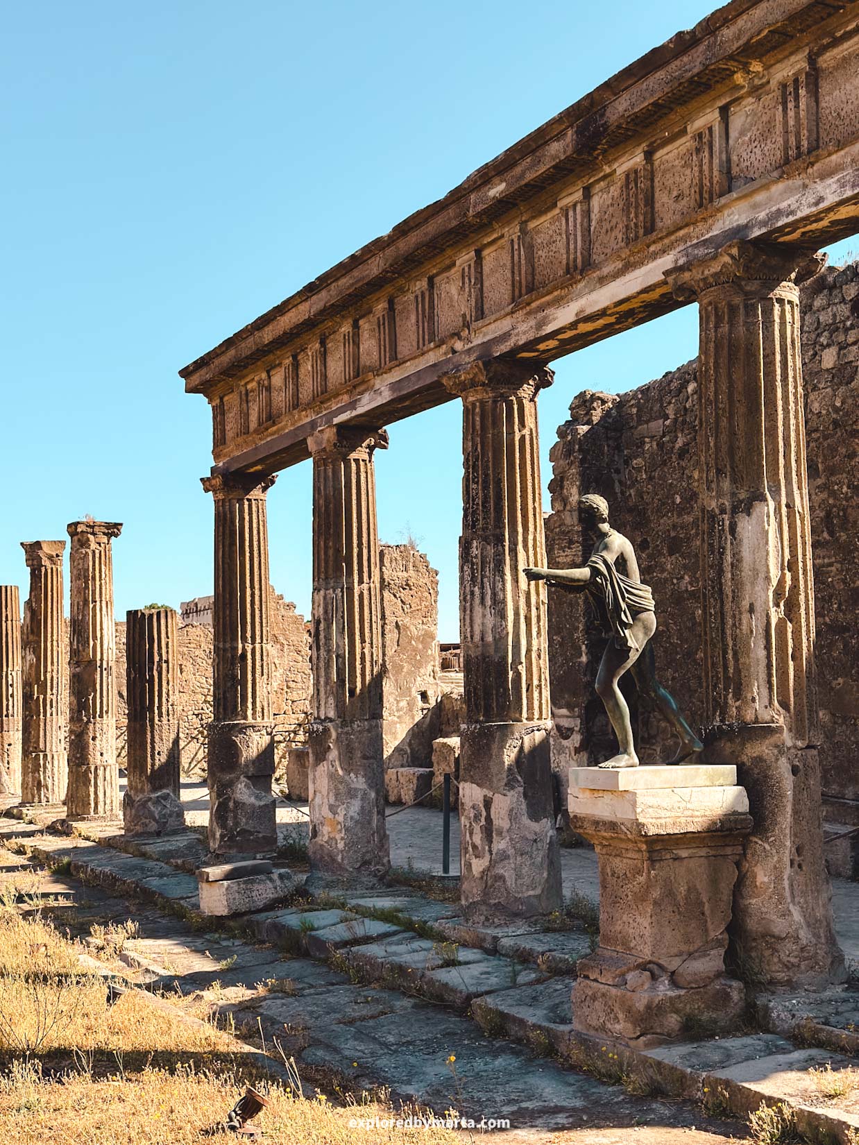 Pompeii archaeological site in Italy which was buried under volcanic ash after Mount Vesusius erupted in 79 AD