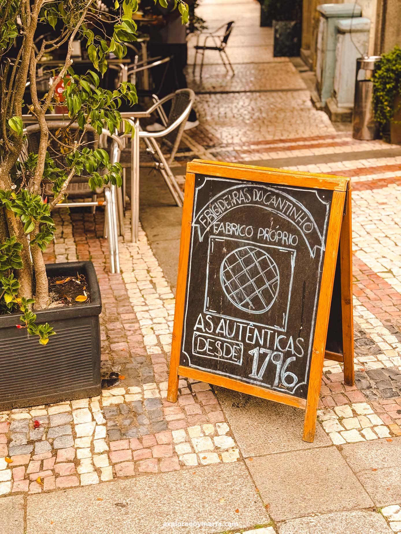 Braga, Portugal-Frigideiras de Braga at Frigadeiras do Cantinho