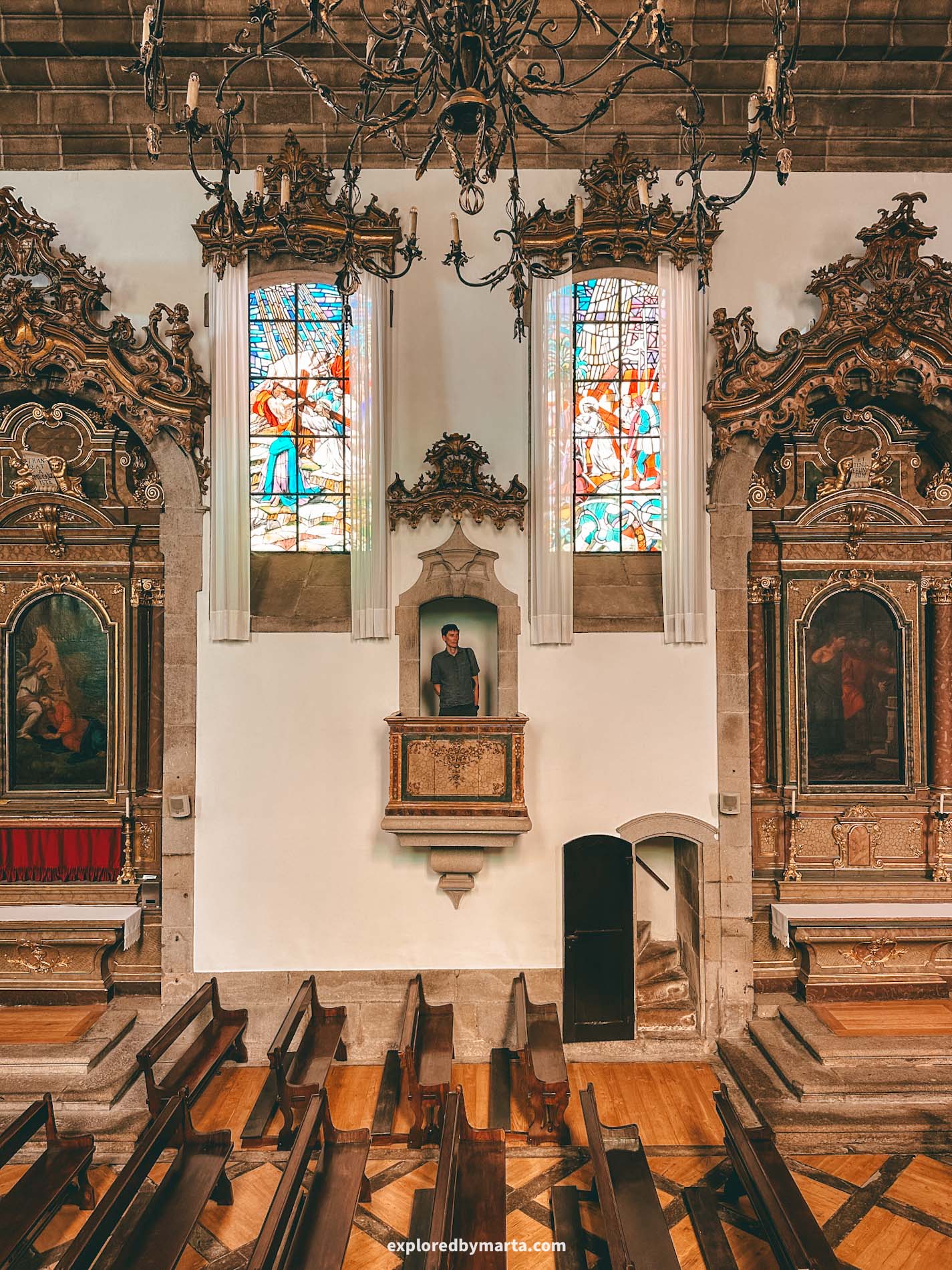 Guimaraes, Portugal-Igreja e Oratórios de Nossa Senhora da Consolação e Santos Passos
