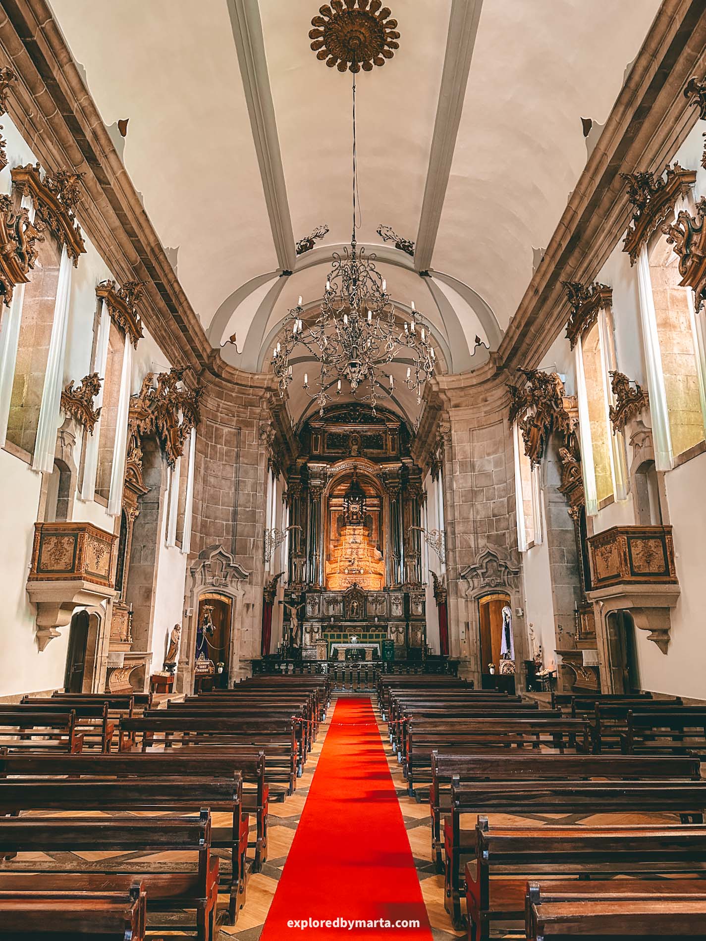 Guimaraes, Portugal-Igreja e Oratórios de Nossa Senhora da Consolação e Santos Passos