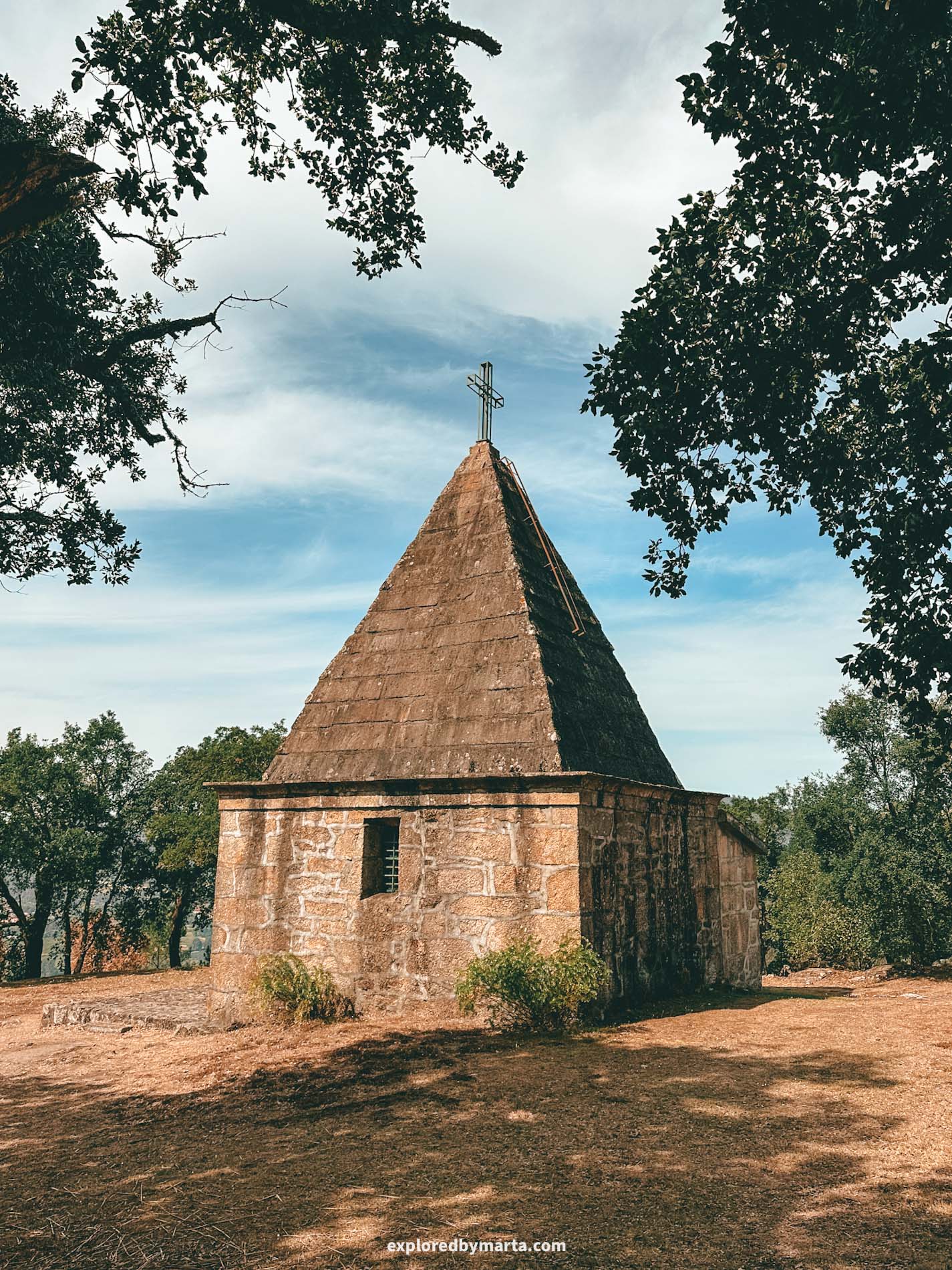 Portugal-exploring Citânia de Briteiros archaeological site
