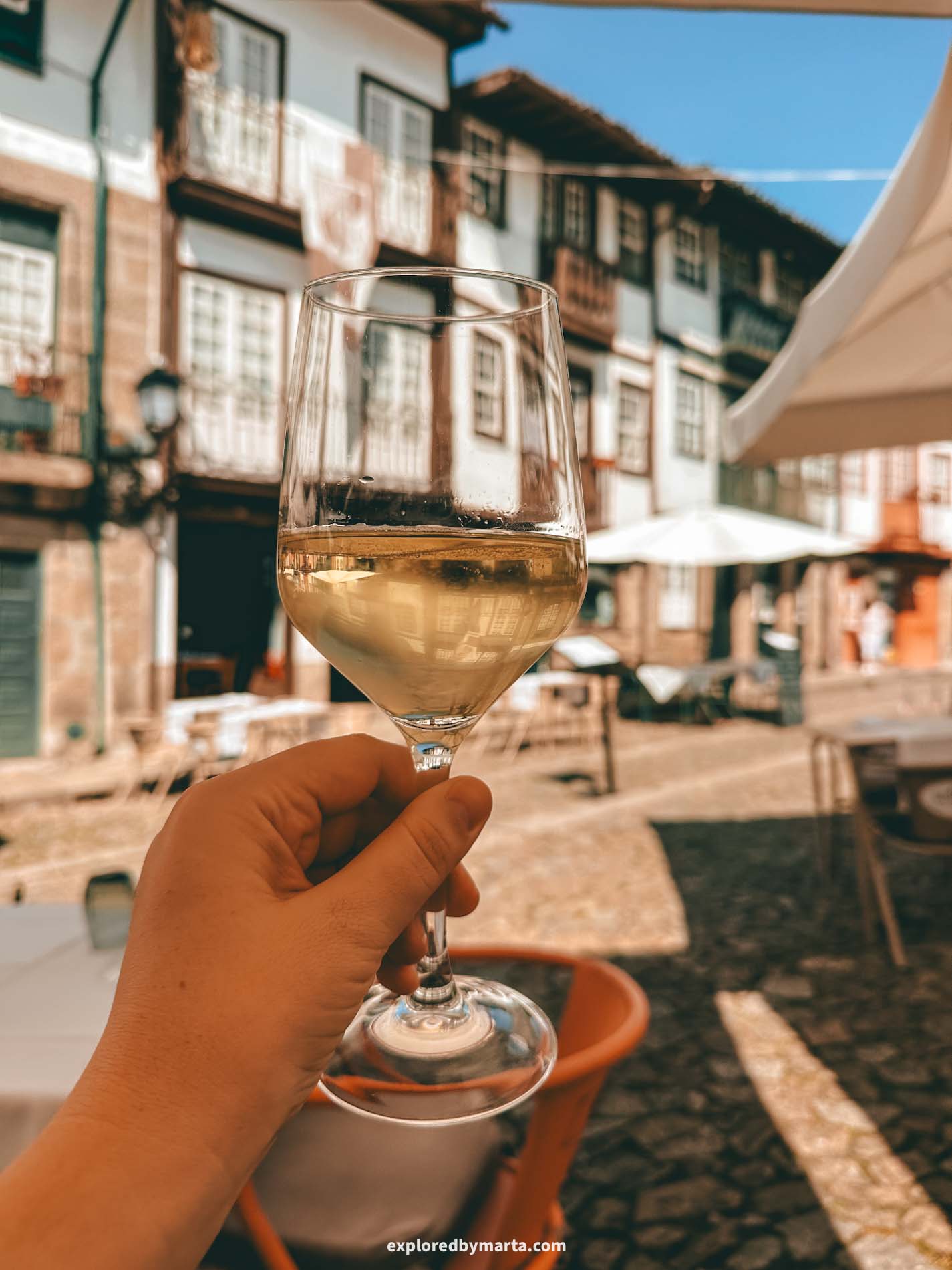 Portugal-trying the iconic vinho verde wine from Minho Region in Portugal