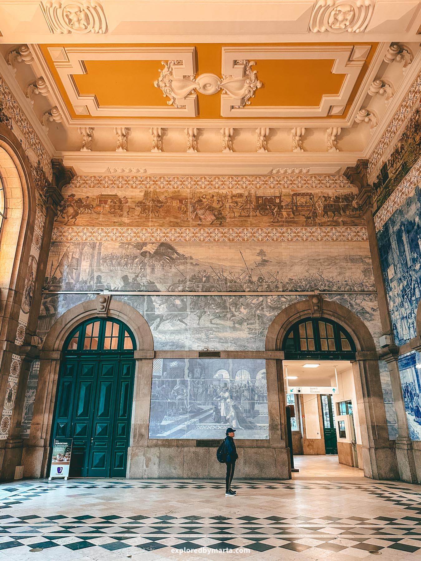 Estação de São Bento or São Bento Railway Station in Porto, Portugal is know as one of the most beautiful railway stations in Europe