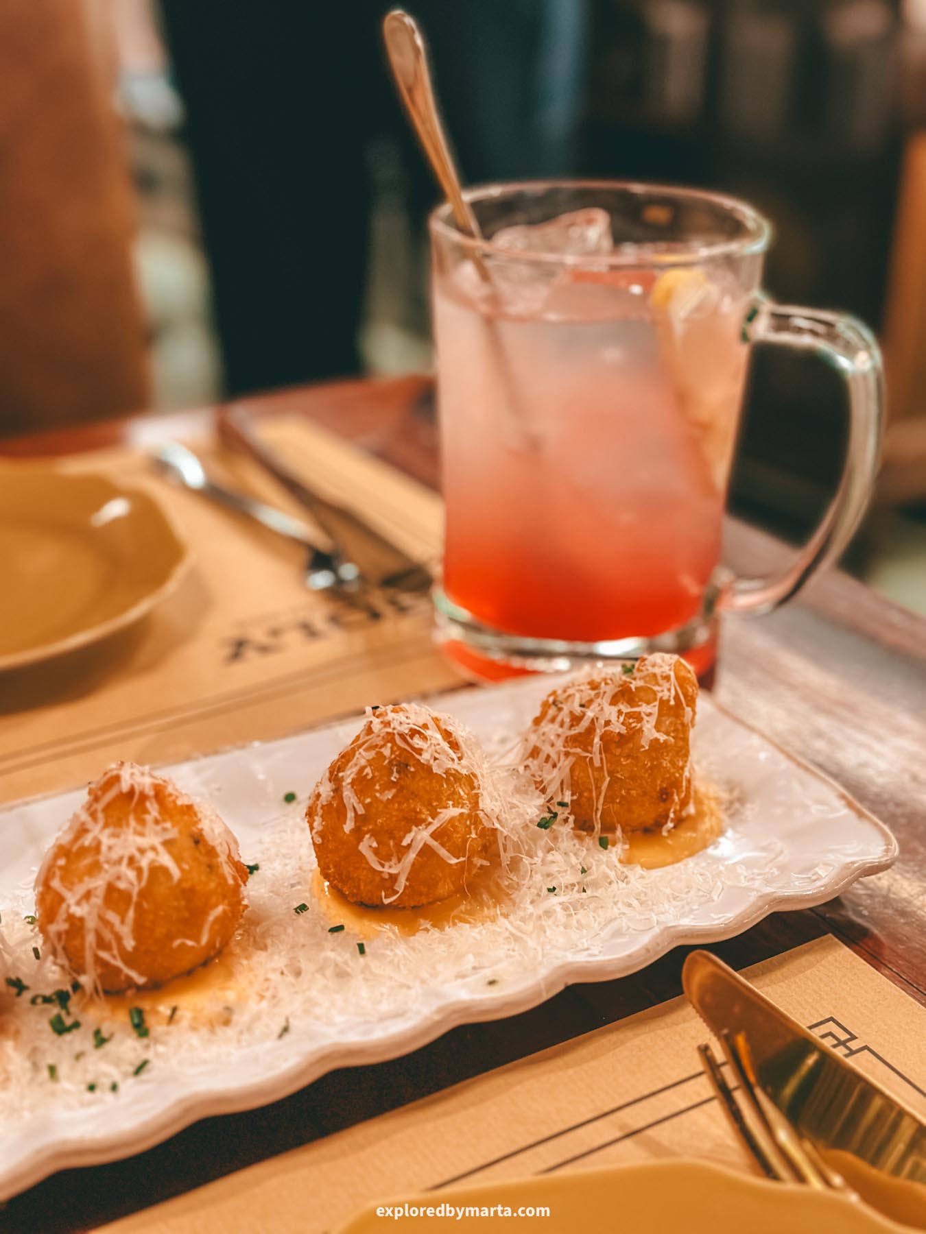 Holy Sandwich Shop in Porto, Portugal