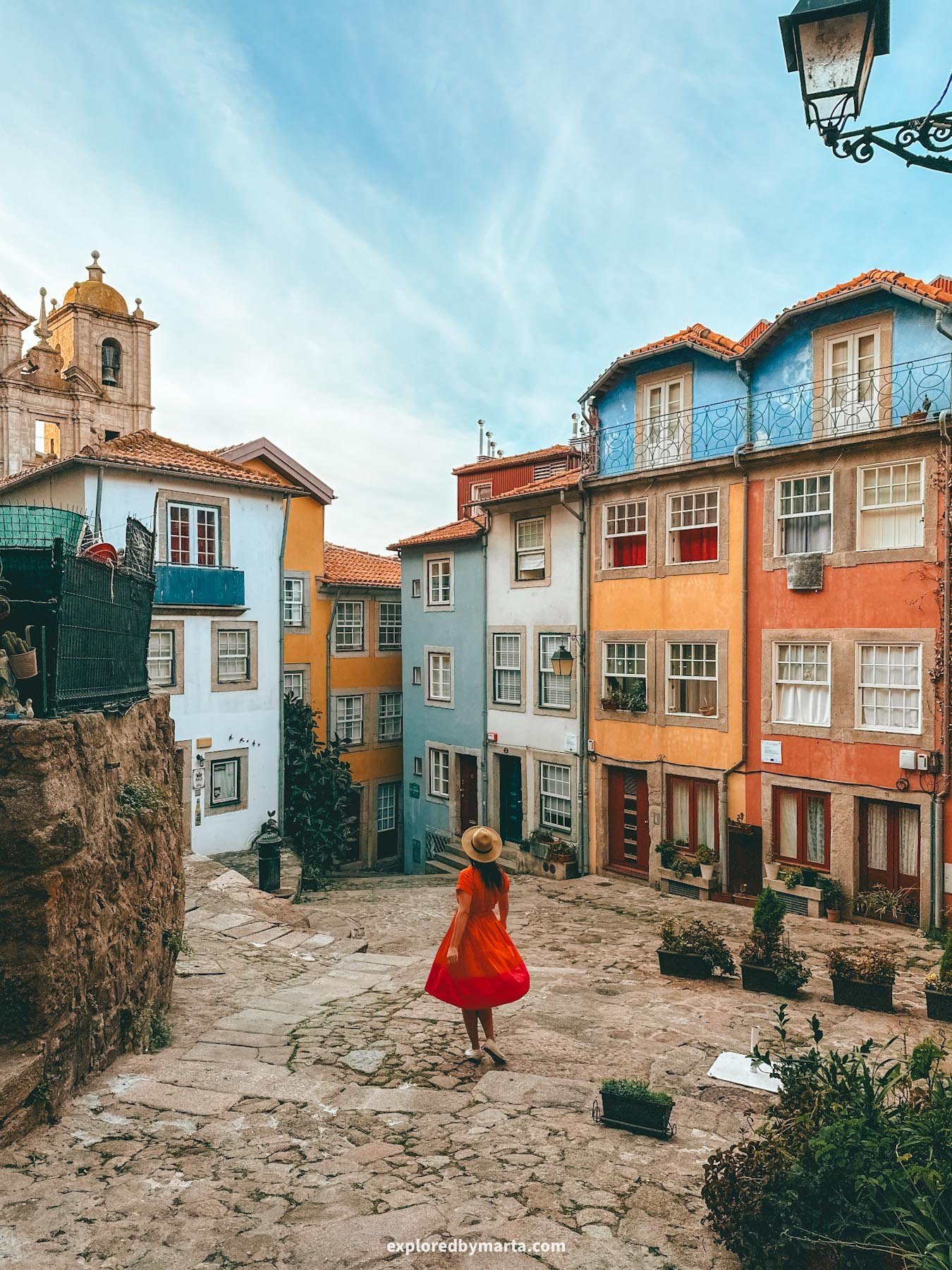 Largo da Pena Ventosa is a small charming square in Porto lined with colorful houses and cobblestones