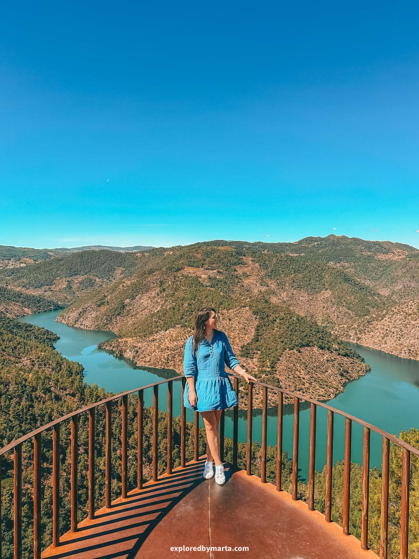 Miradouro Olhos do Tua in Castanheiro, Portugal