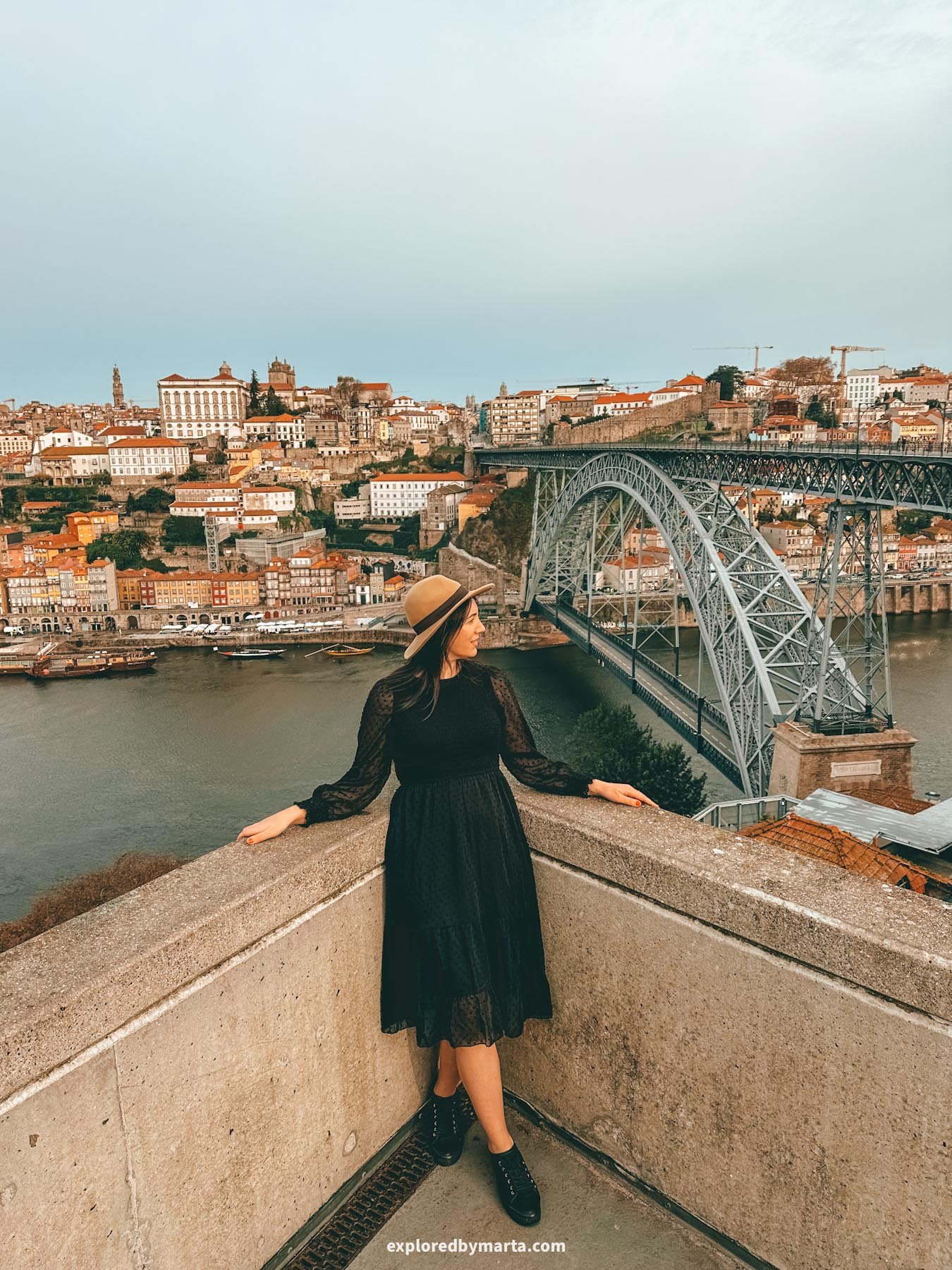Porto, Portugal-Miradouro do Teleférico