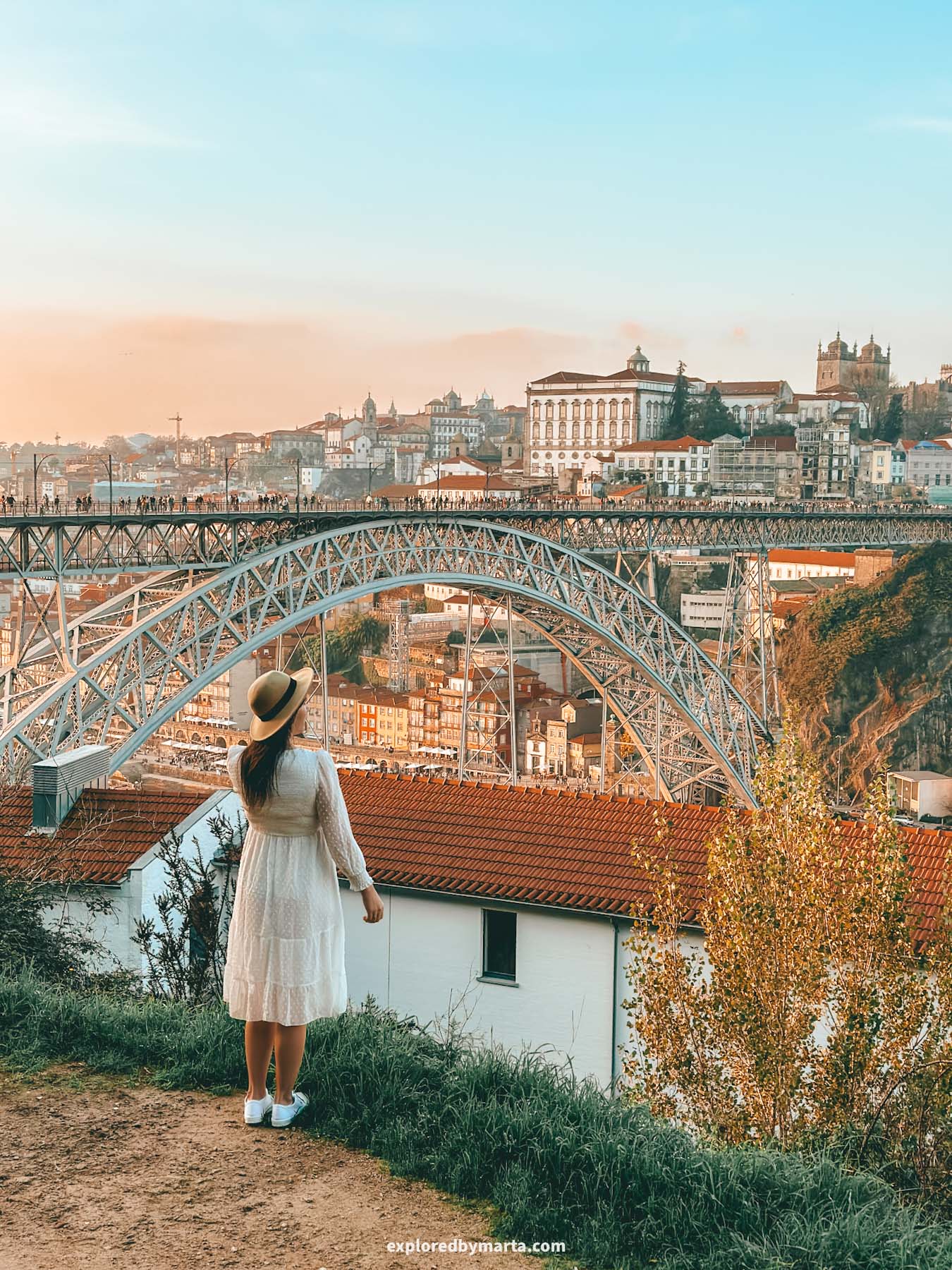 Porto, Portugal-view of the iconic Dom Luís I Bridge over the Douro River in Porto