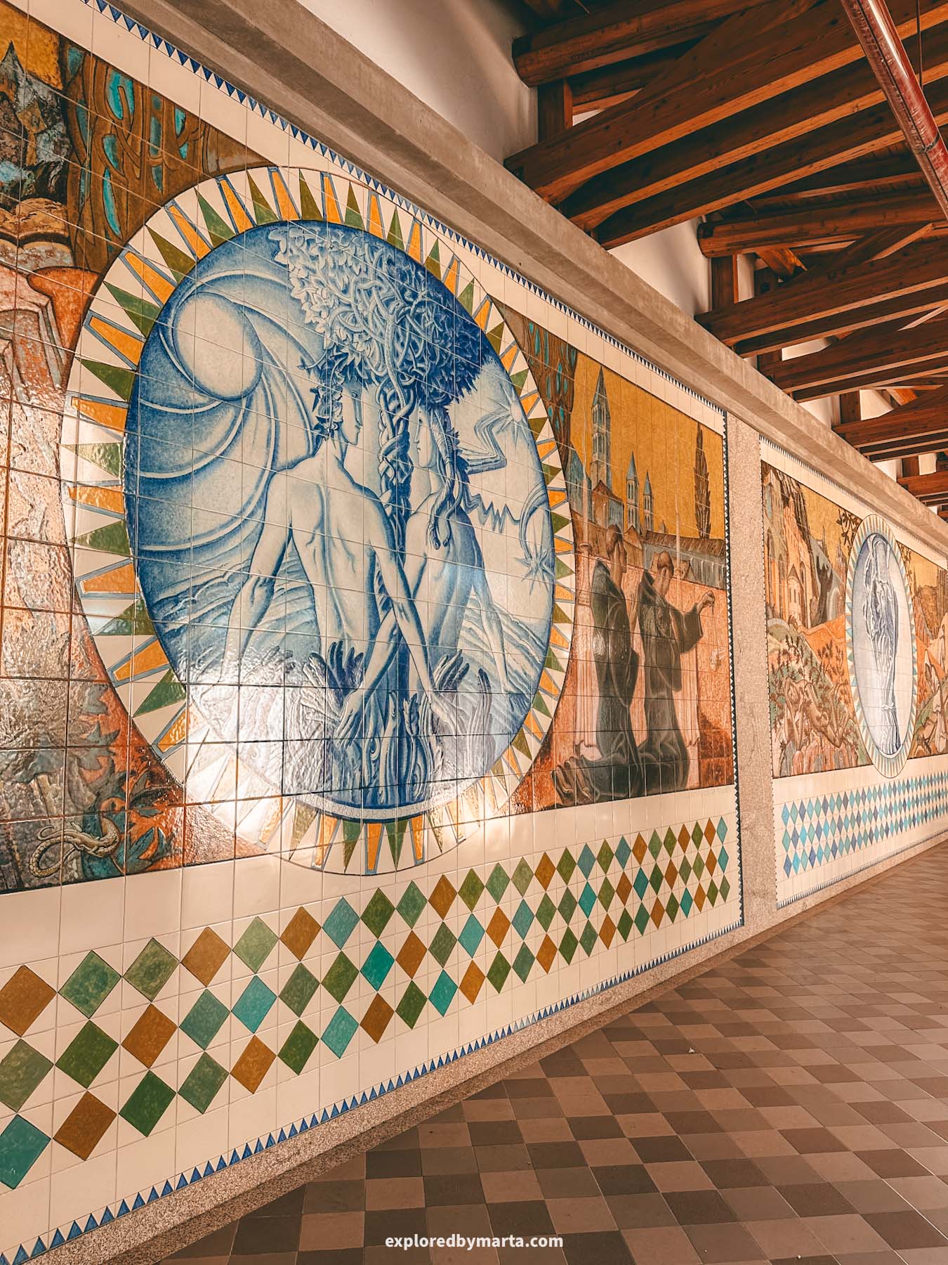 Portugal-Santuário de São Bento da Porta Aberta