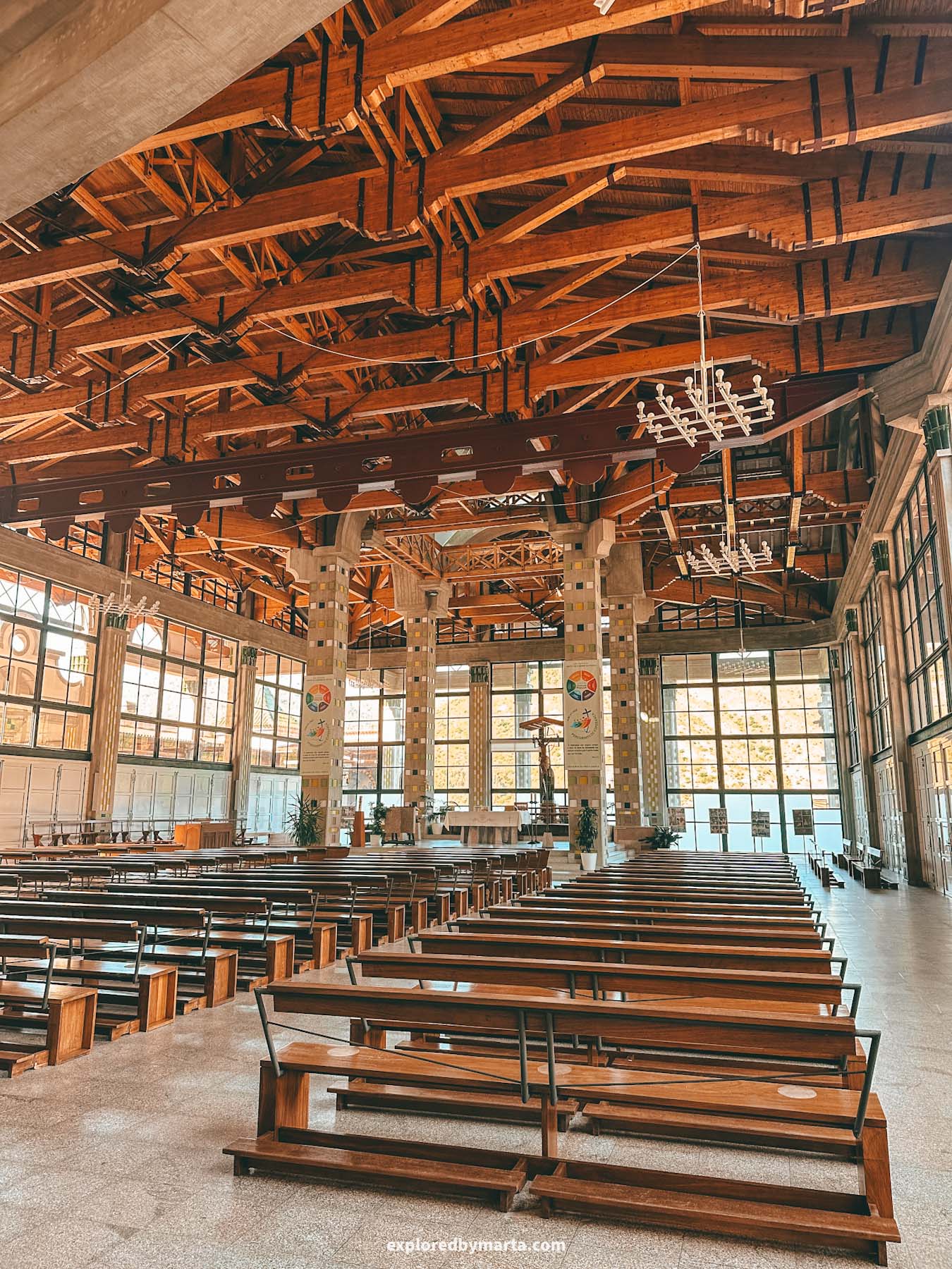 Portugal-Santuário de São Bento da Porta Aberta