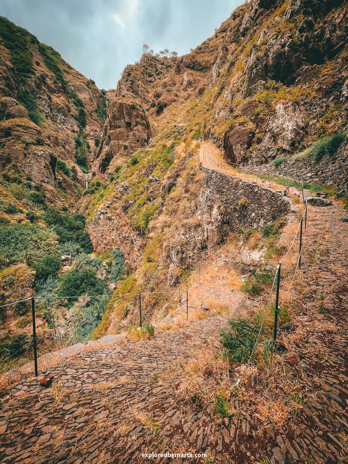 Hiking PR19 Caminho Real do Paul do Mar along Cascata do Paul do Mar waterfall up to Prazeres