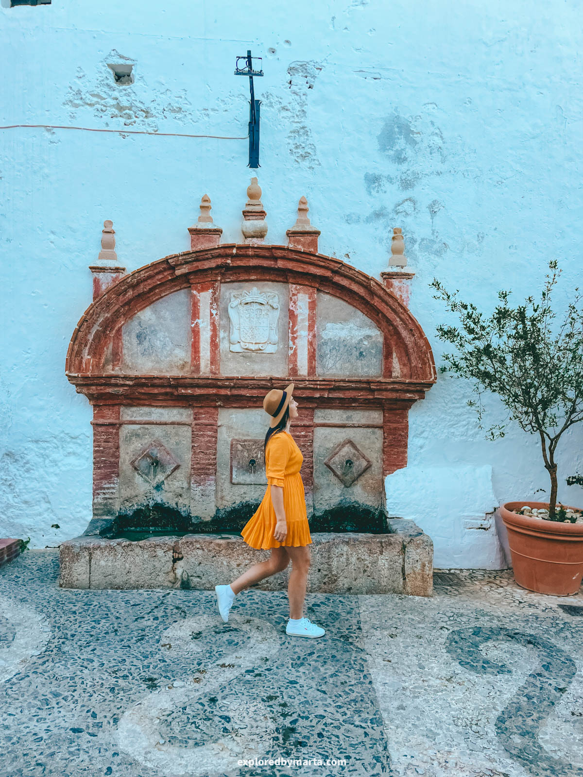 La Fuente Vieja, the oldest fountain in Frigiliana, Spain