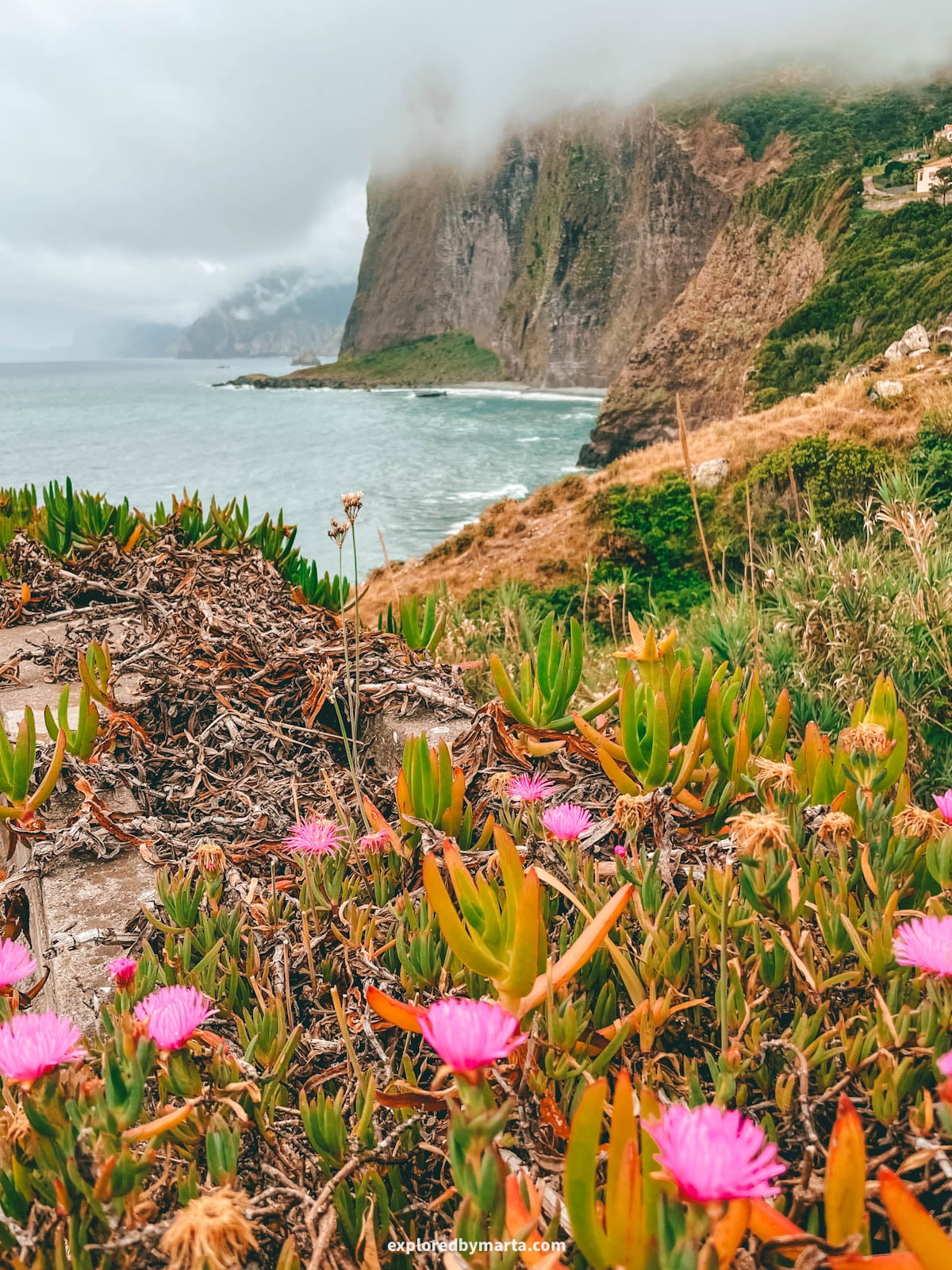 Miradouro do Guindaste in Madeira, Portugal