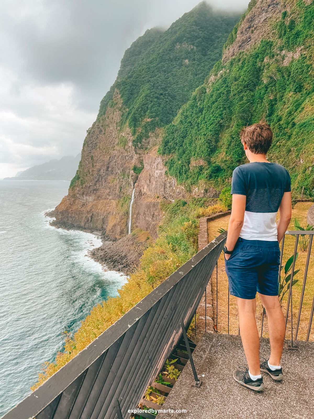 Miradouro do Véu da Noiva overlooking the Bridal Veil waterfall in Madeira, Portugal
