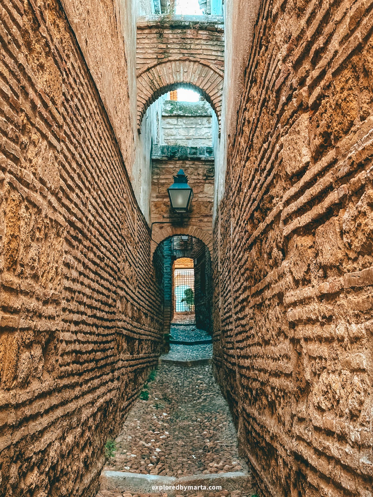 Alley of the Arquillos in Córdoba, Spain