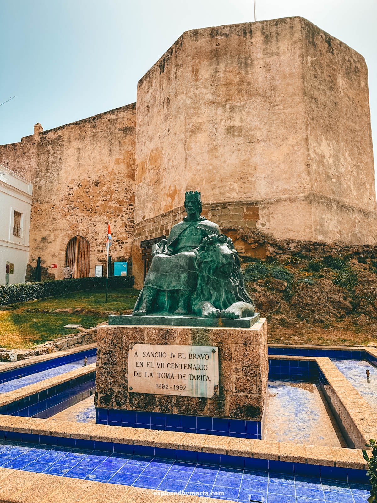 Exploring the majestic Castillo de Guzmán el Bueno in Tarifa, Spain