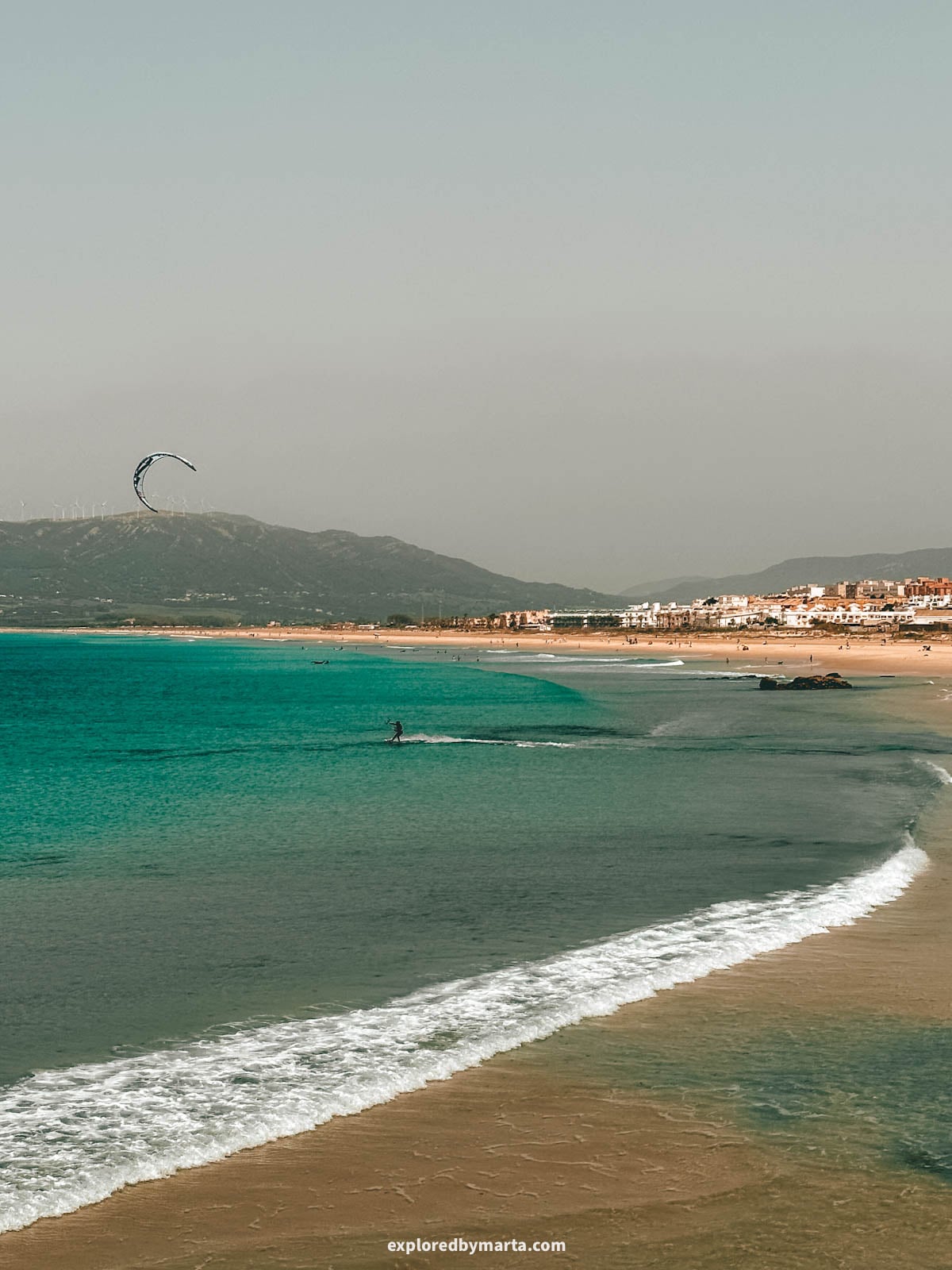 Kitesurfers on the famous Playa de los Lances in Tarifa, Spain