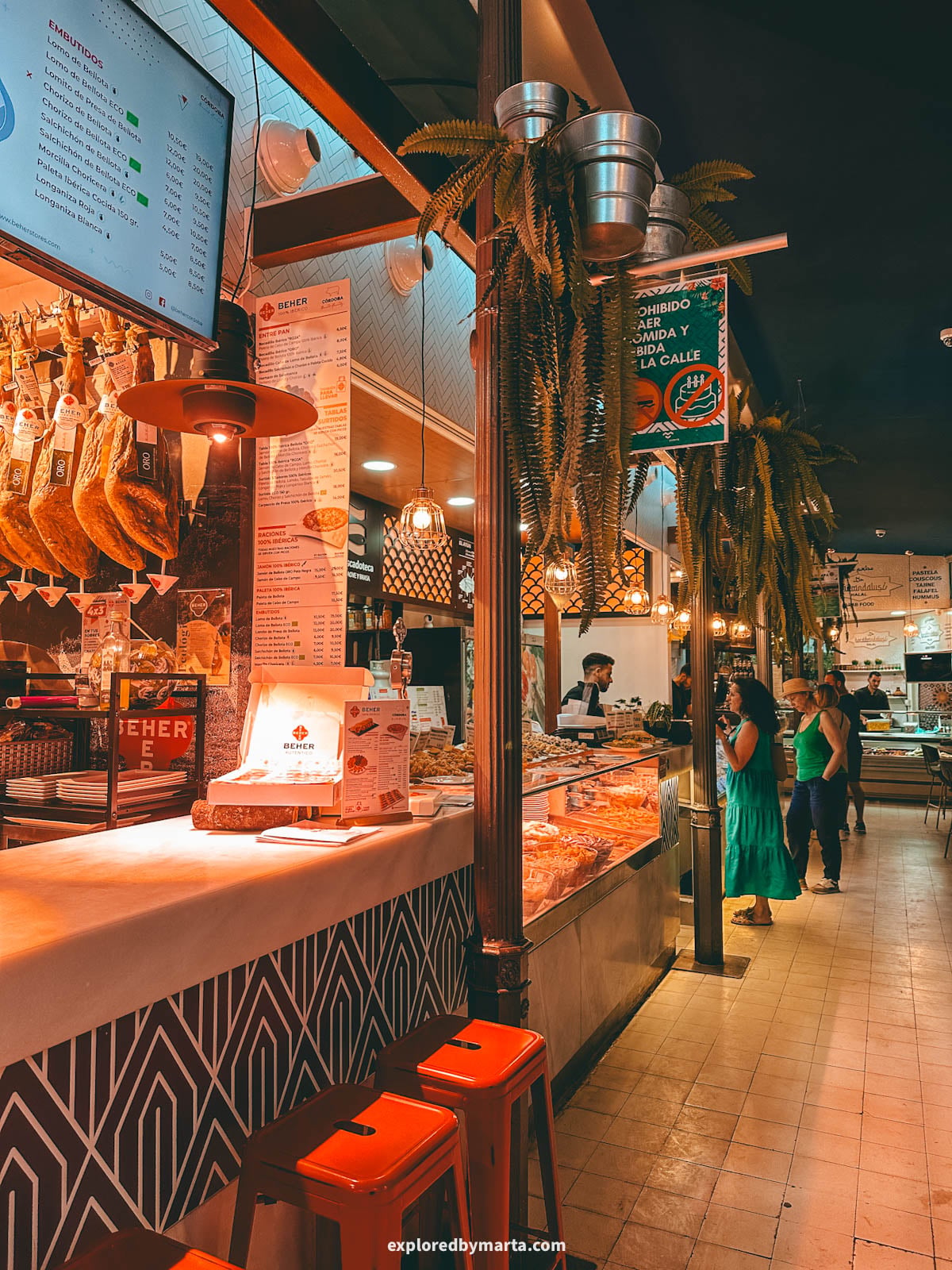 Mercado Victoria food market in Córdoba, Spain